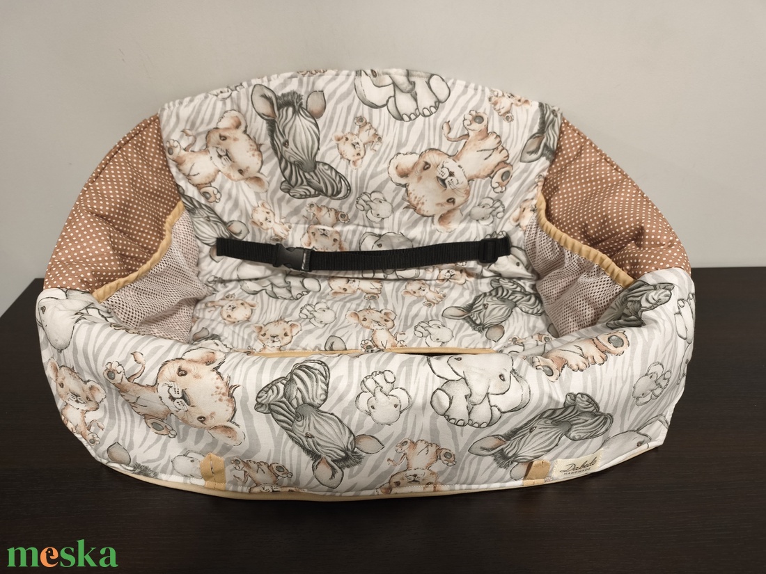 Bevásárlókocsi huzat, teljesen bélelt, két ponton záródó biztonsági övvel  - játék & sport - 3 éves kor alattiaknak - bevásárlókocsi huzat - Meska.hu