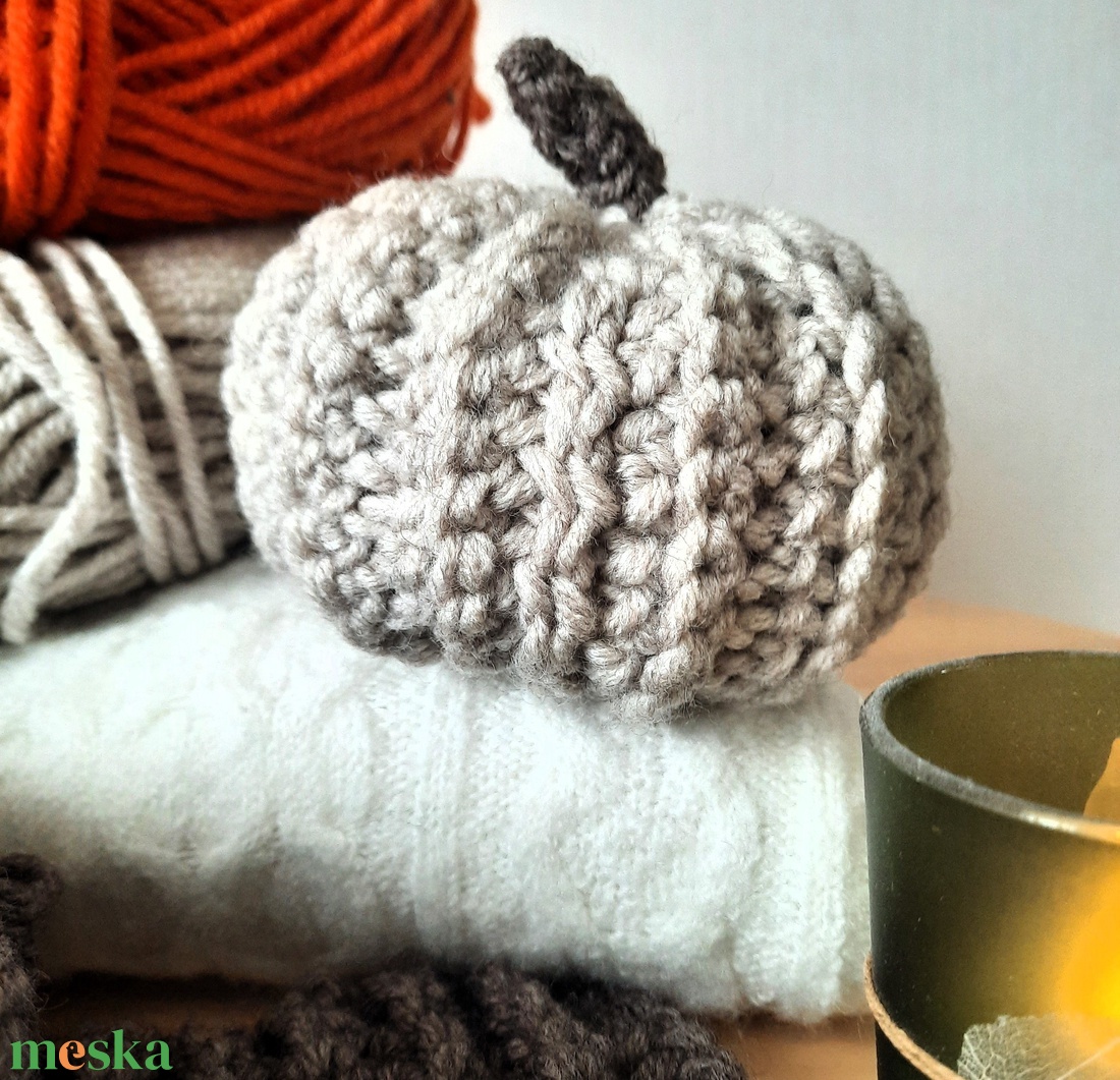 Horgolt tököcskék - őszi és Halloween dekoráció - otthon & életmód - dekoráció - halloween - halloweeni tök - Meska.hu Horgolt tököcskék - őszi és Halloween dekoráció - otthon & életmód - dekoráció - halloween - halloweeni tök - Meska.hu