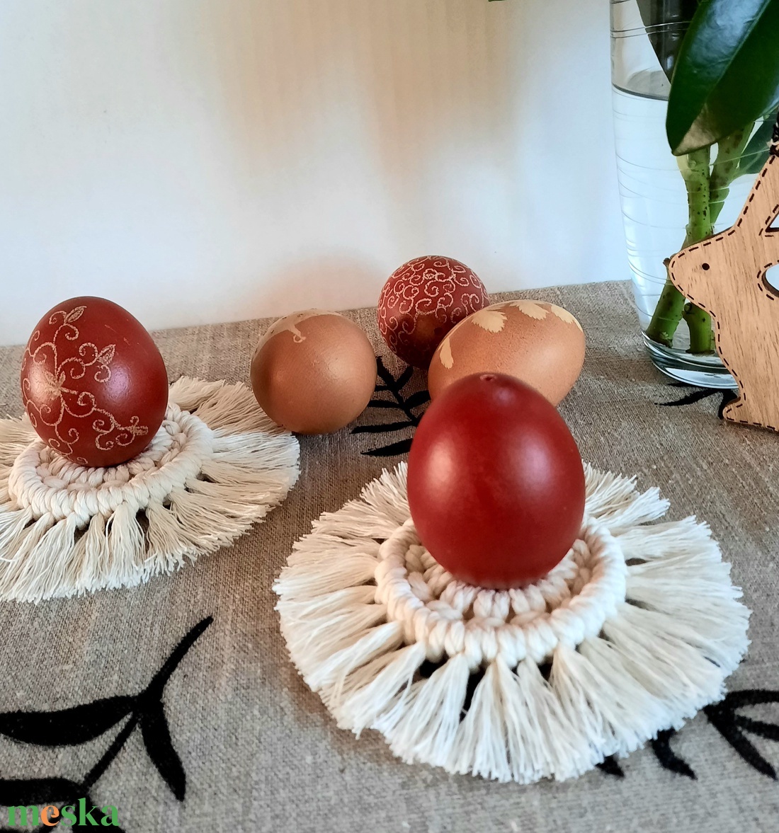 Húsvéti makramé tojástartó, asztaldekoráció 3 db-os készlet - otthon & lakás - dekoráció - asztal és polc dekoráció - asztaldísz - Meska.hu
