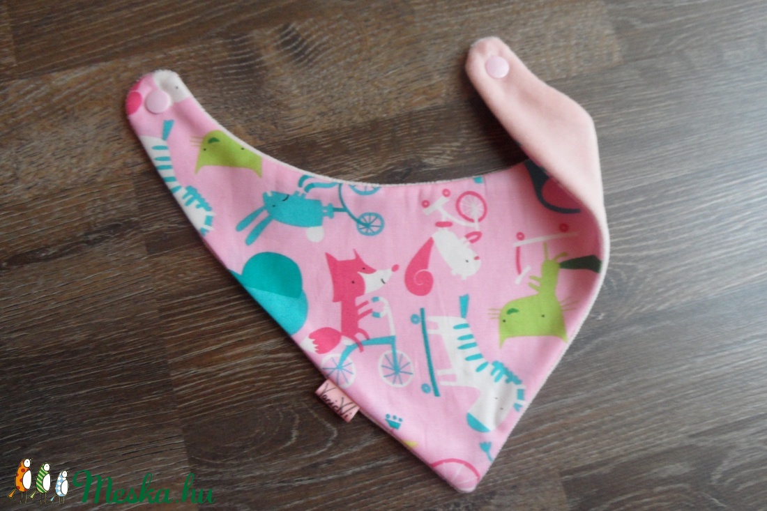 Nyálkendő-  -  - Meska.hu