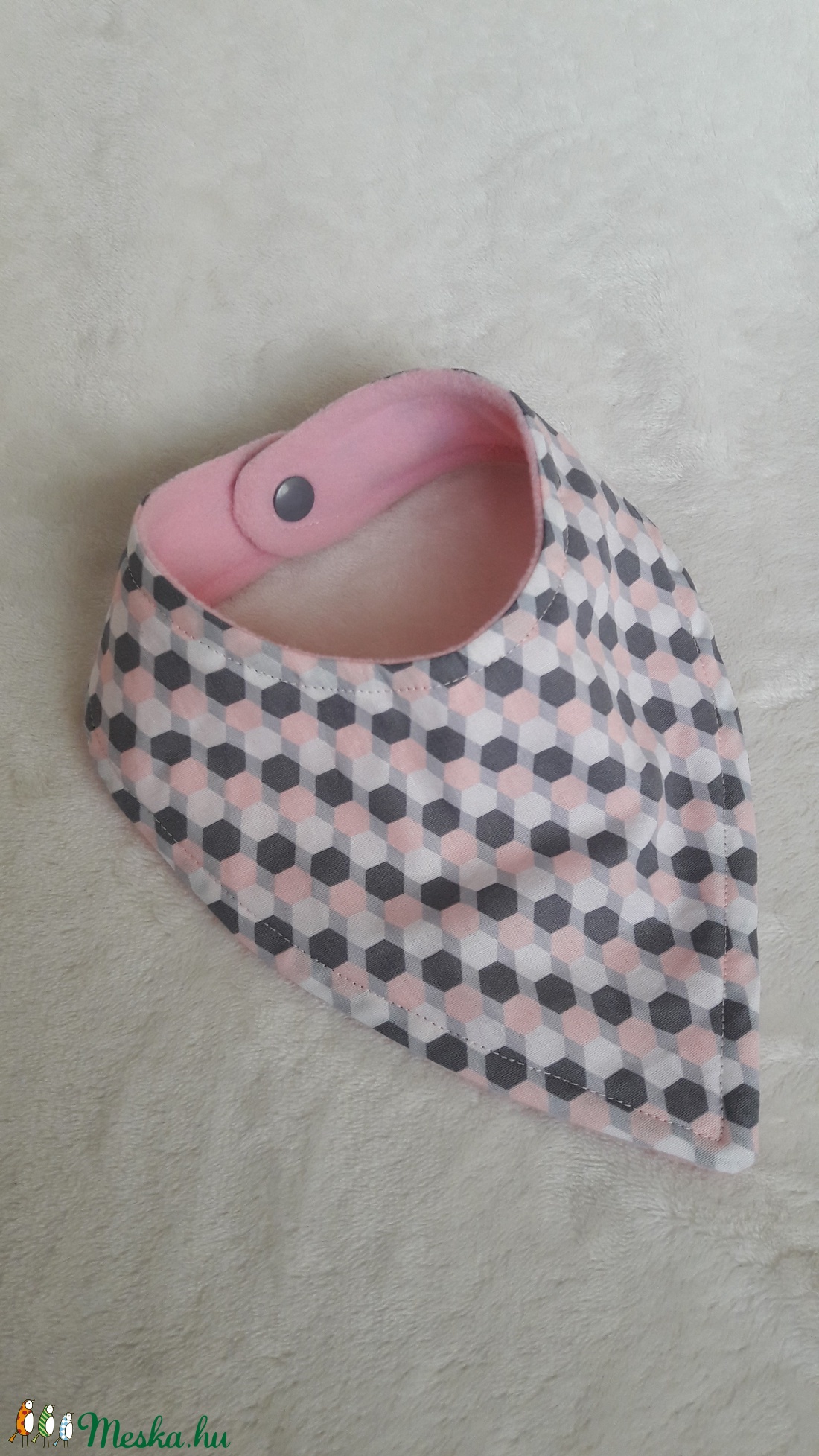 Nyálkendő -  - Meska.hu