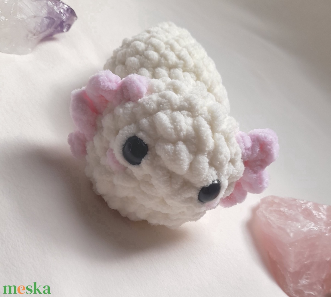 Horgolt Axolotl: Fehér-pink - játék & sport - plüssállat & játékfigura - más figura - Meska.hu Horgolt Axolotl: Fehér-pink - játék & sport - plüssállat & játékfigura - más figura - Meska.hu