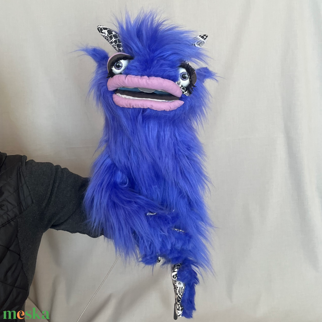 Kék Fluffy szőrmók báb pókkal Halloweenre - játék & sport - bábok - kesztyűbáb - Meska.hu