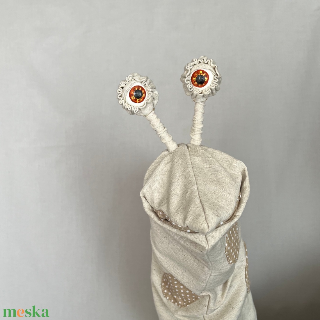 Csodacsiga báb - Barna - játék & sport - bábok - kesztyűbáb - Meska.hu