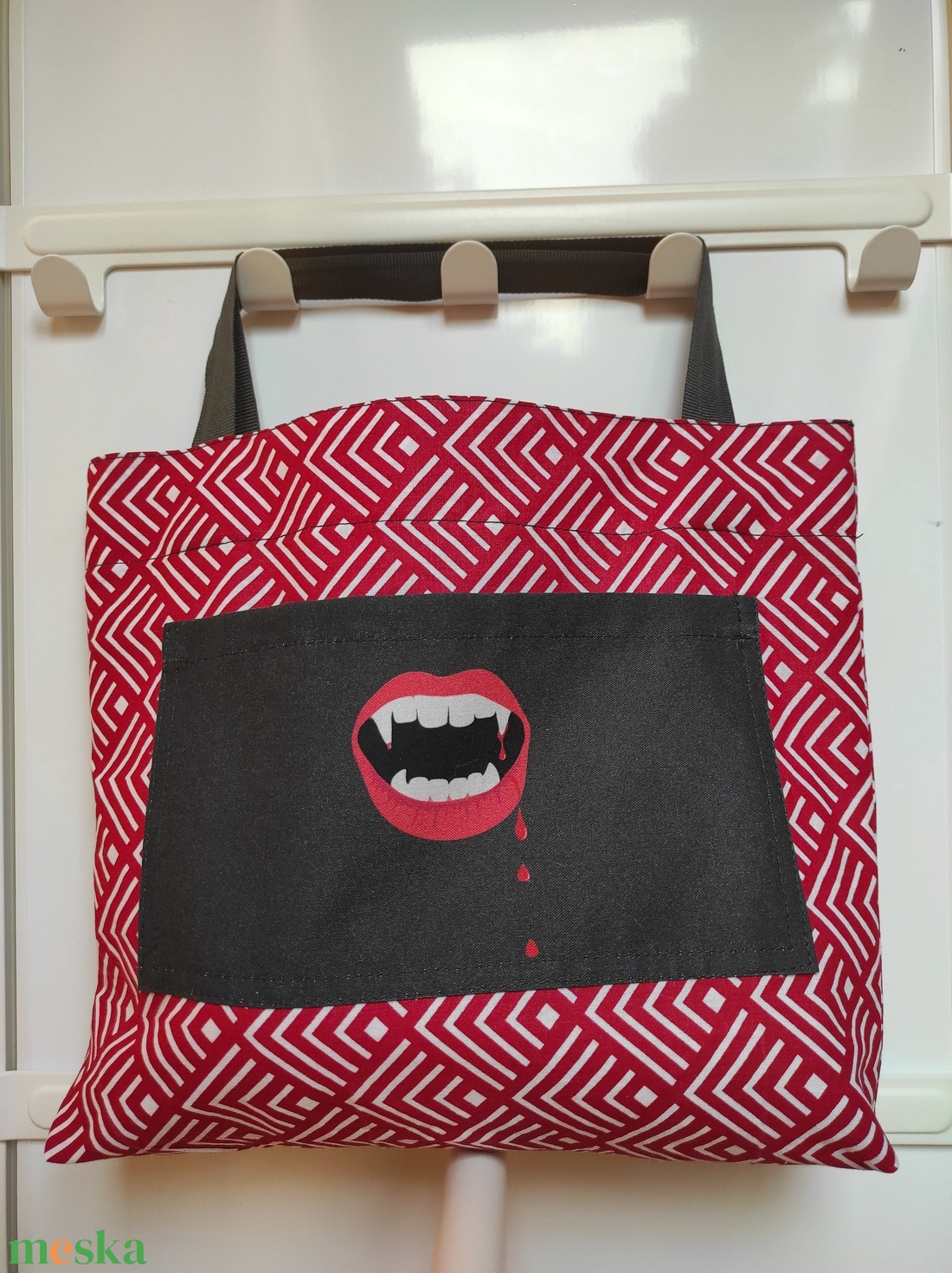 Halloween vászonszatyor/ candy bag: piros vámpírlány - otthon & életmód - dekoráció - halloween - halloweeni jelmez és kiegészítők - Meska.hu