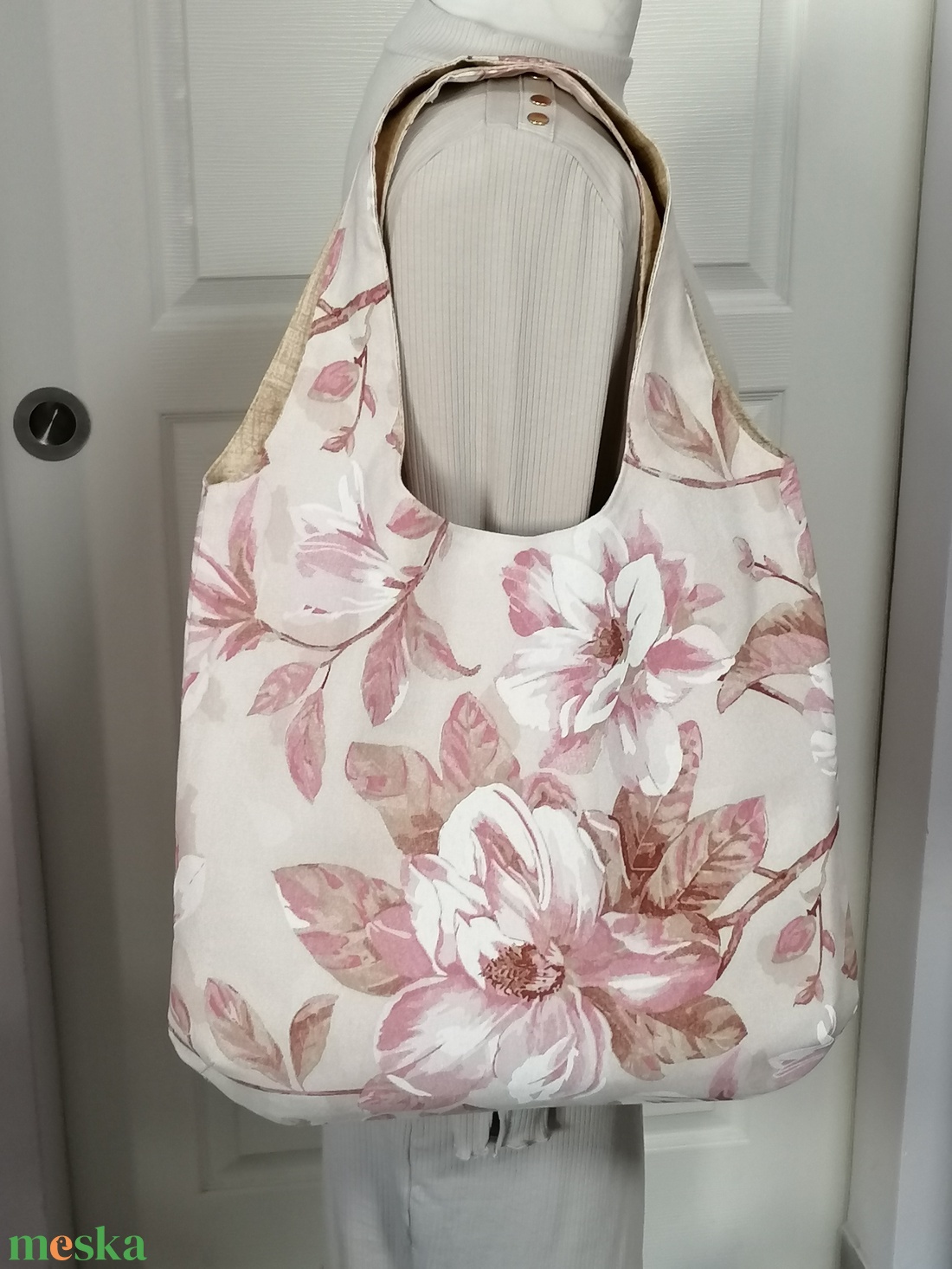 Virágmintás válltáska - táska & tok - bevásárlás & shopper táska - shopper, textiltáska, szatyor - Meska.hu