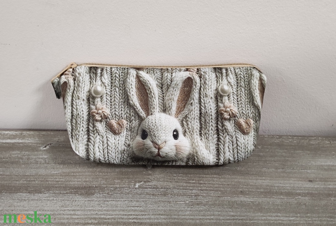 Nyuszis tolltartó - otthon & életmód - papír, írószer - tolltartó & ceruzatekercs - Meska.hu