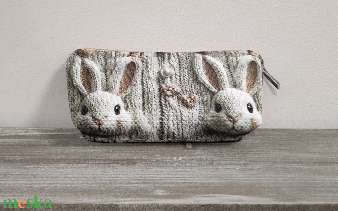 Nyuszis tolltartó - otthon & életmód - papír, írószer - tolltartó & ceruzatekercs - Meska.hu