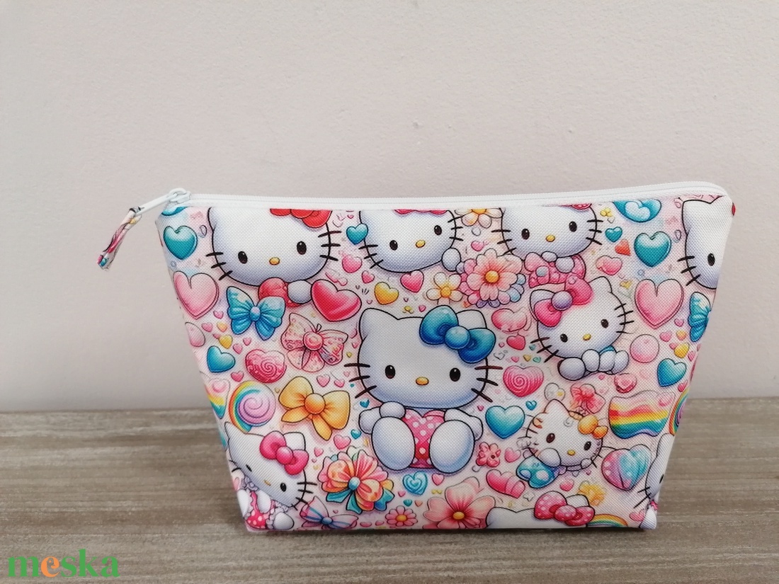 Hello Kitty cipzáras neszeszer - táska & tok - neszesszer - Meska.hu