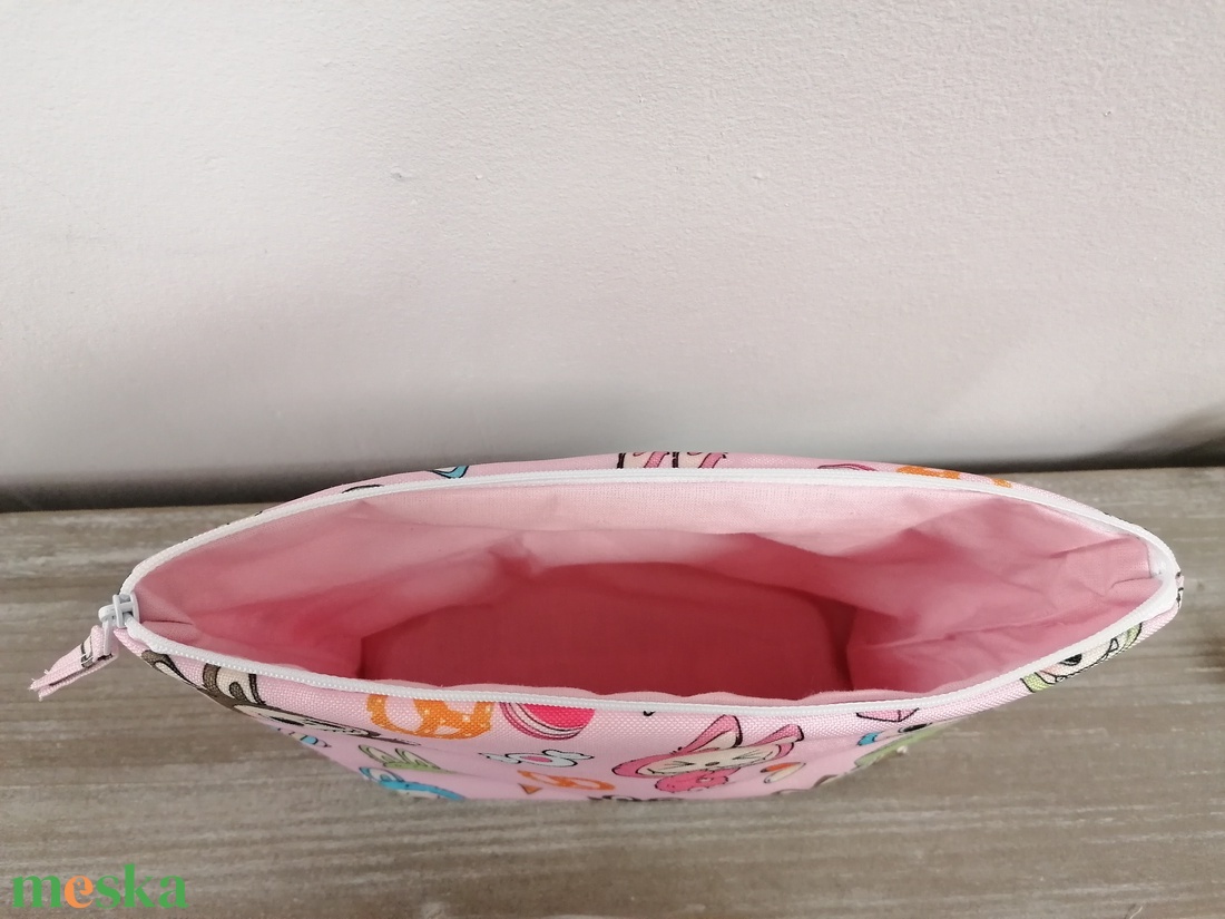 Labubus neszeszer - táska & tok - neszesszer - Meska.hu