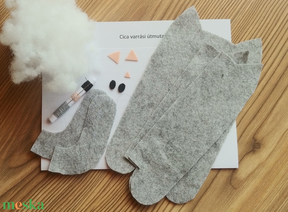 VarrYou Szürke cica alvós plüss varrós szett baglyos kis táskában - diy (csináld magad) - egységcsomag - Meska.hu VarrYou Szürke cica alvós plüss varrós szett baglyos kis táskában - diy (csináld magad) - egységcsomag - Meska.hu