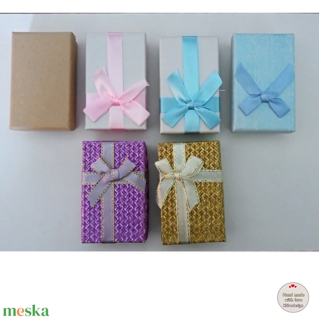 Ajándékdoboz kísérőkártyával - kellékek & szerszámok - csomagolóanyag - doboz, henger - Meska.hu