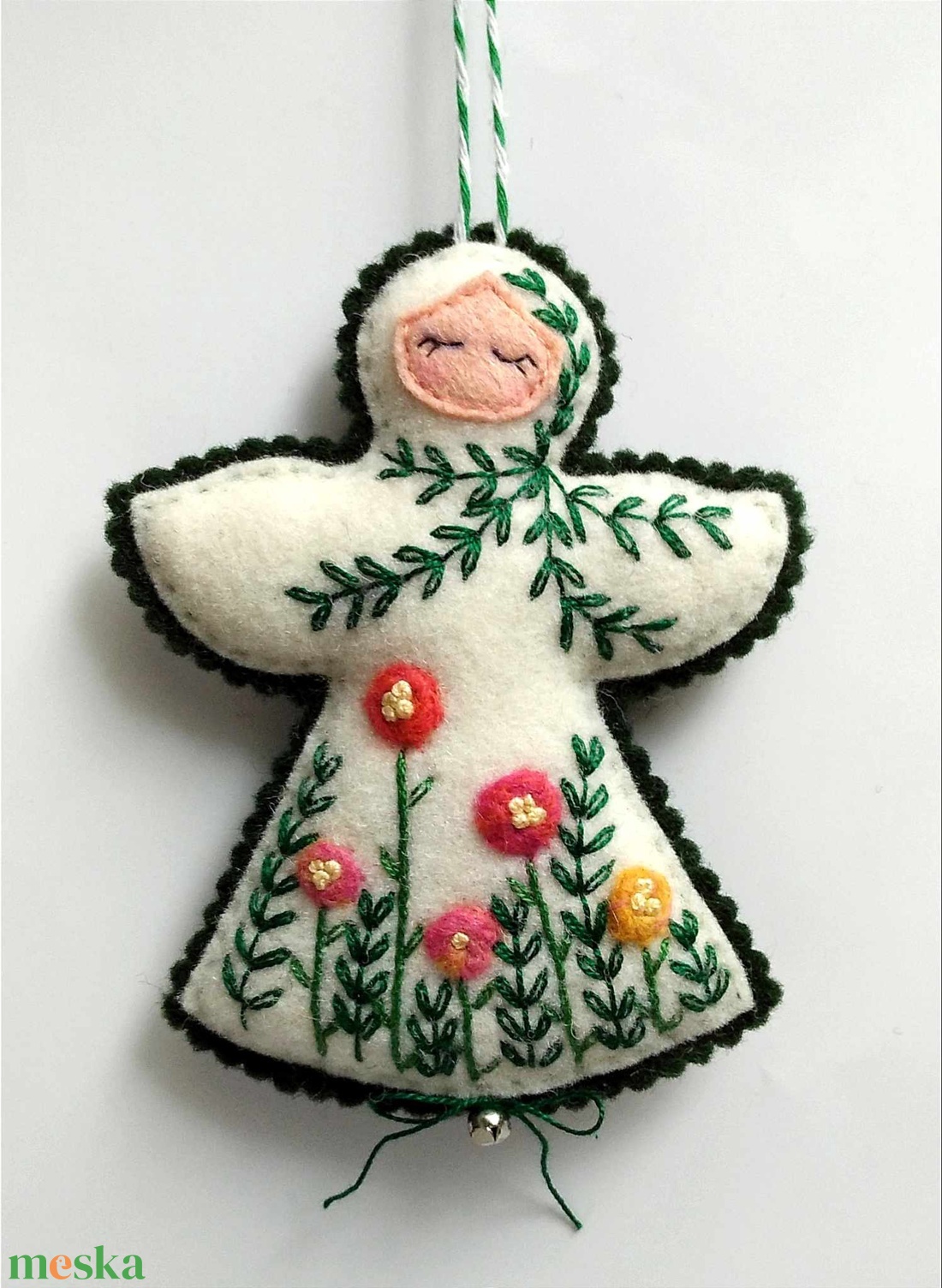 Tűnemezelt, hímzett filc angyal - otthon & életmód - dekoráció - dísztárgy - Meska.hu