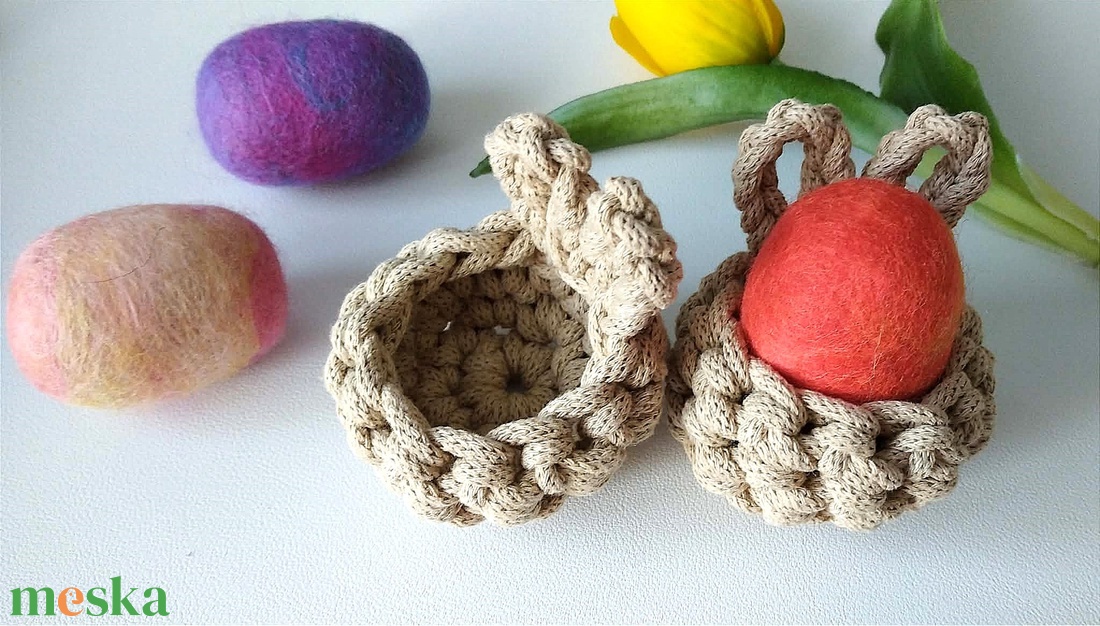 2 db-os  horgolt, húsvéti nyuszifüles tojástartó szett bézs - otthon & életmód - dekoráció - asztal és polc dekoráció - dekorációs tál, tartó - Meska.hu