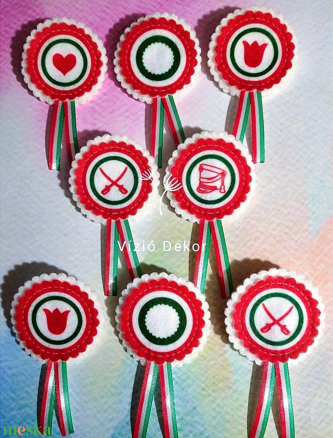 Kokárda  kerek többféle (kitűző alappal a hátulján) - ékszer - kitűző és bross - Meska.hu