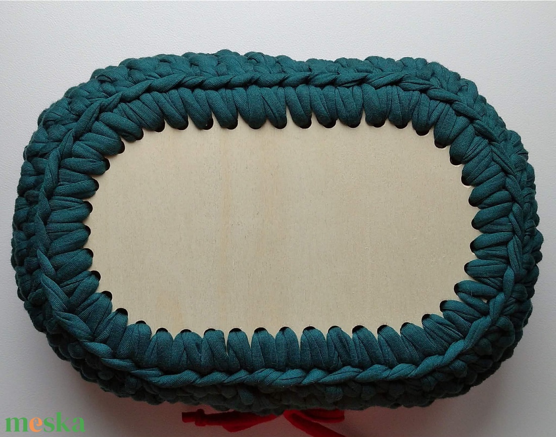 Virágos horgolt tároló - otthon & életmód - dekoráció - asztal és polc dekoráció - dekorációs tál, tartó - Meska.hu