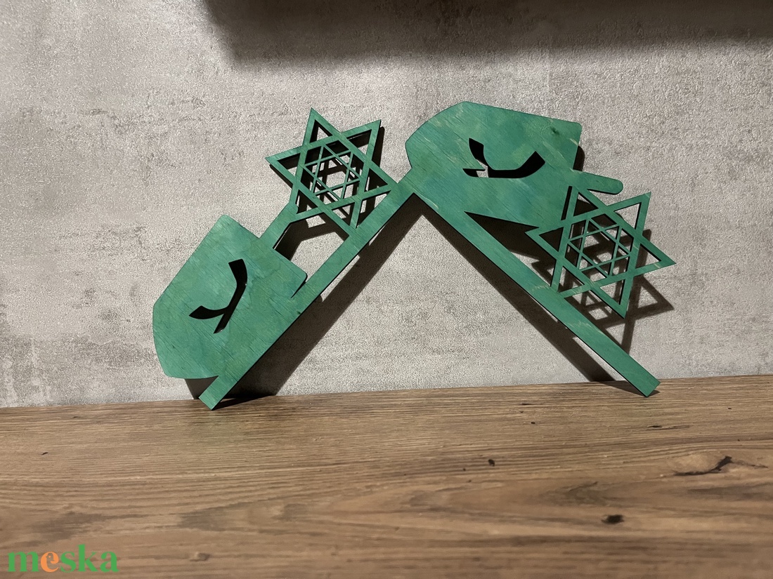 Dekoratív Fa Dreidel és Dávid-csillag, Hanuka Sarokdísz - karácsony - karácsonyi lakásdekoráció - karácsonyi ajtódíszek - Meska.hu Dekoratív Fa Dreidel és Dávid-csillag, Hanuka Sarokdísz - karácsony - karácsonyi lakásdekoráció - karácsonyi ajtódíszek - Meska.hu