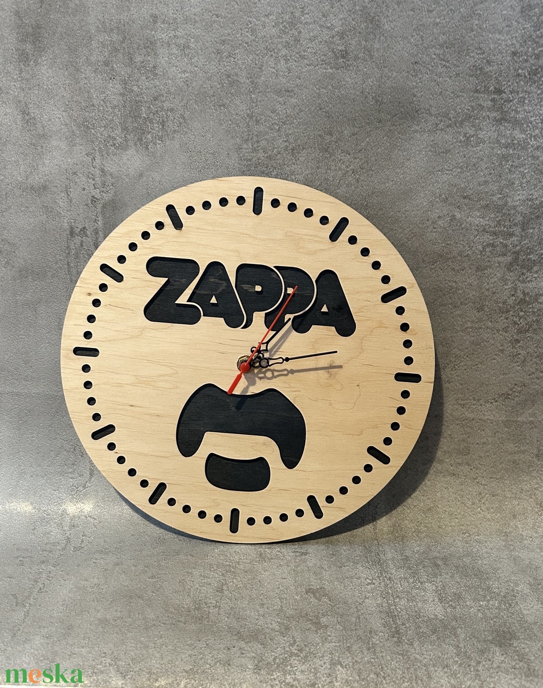 Zappa falióra egyedi dizájn - otthon & életmód - dekoráció - fali és függő dekoráció - falióra & óra - Meska.hu Zappa falióra egyedi dizájn - otthon & életmód - dekoráció - fali és függő dekoráció - falióra & óra - Meska.hu