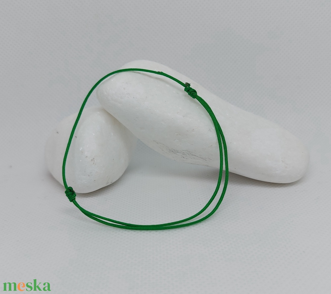 Sötétzöld védelem karkötő - ékszer - karkötő - fonott karkötő - Meska.hu Sötétzöld védelem karkötő - ékszer - karkötő - fonott karkötő - Meska.hu