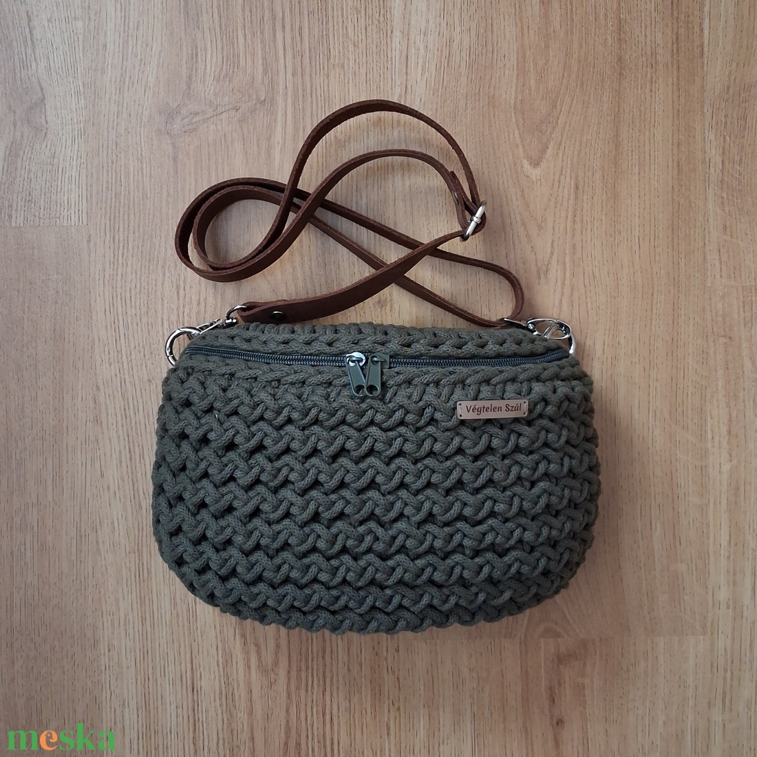 Horgolt övtáska - táska & tok - kézitáska & válltáska - vállon átvethető táska - Meska.hu Horgolt övtáska - táska & tok - kézitáska & válltáska - vállon átvethető táska - Meska.hu
