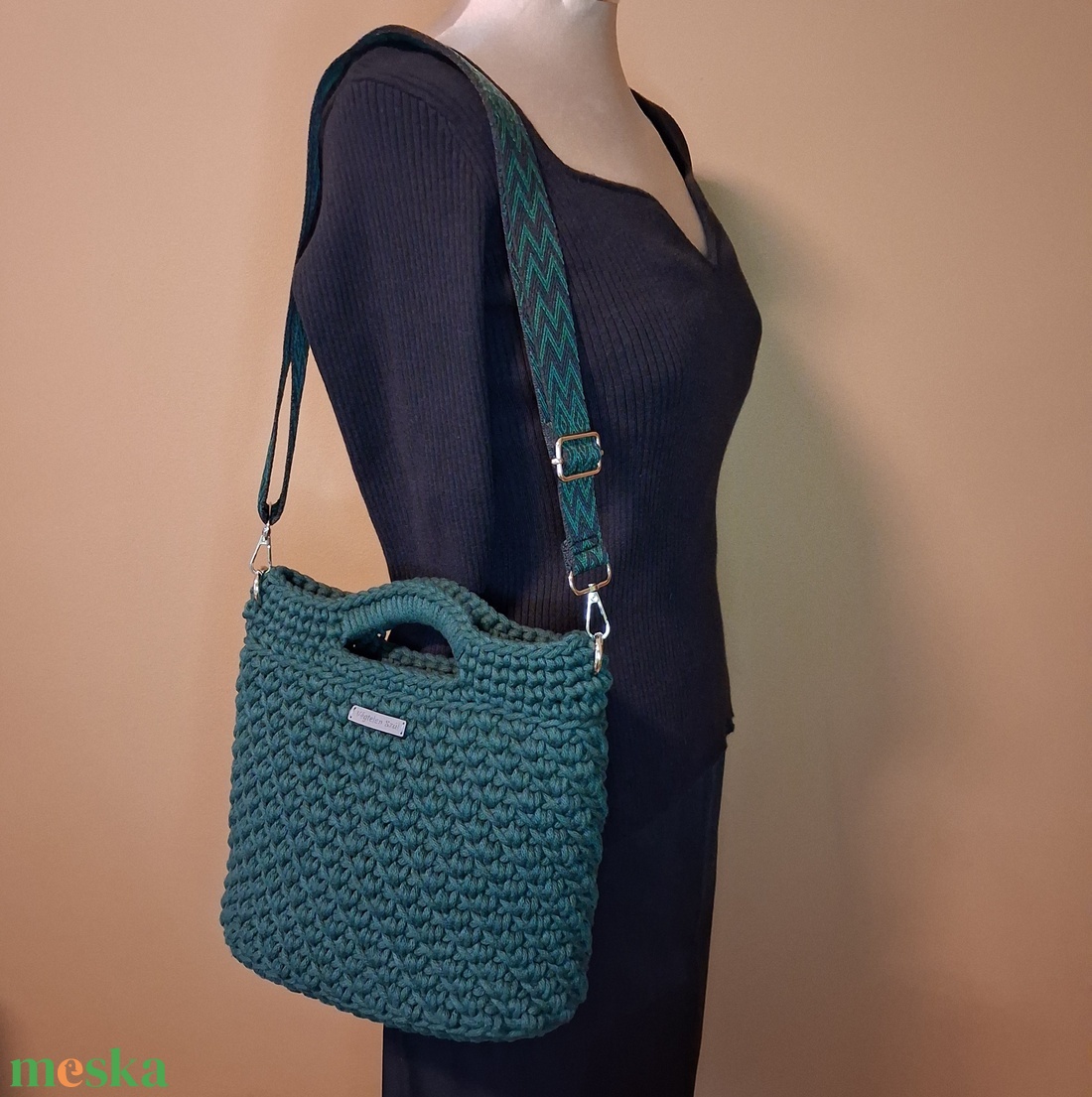 Horgolt táska - táska & tok - kézitáska & válltáska - vállon átvethető táska - Meska.hu