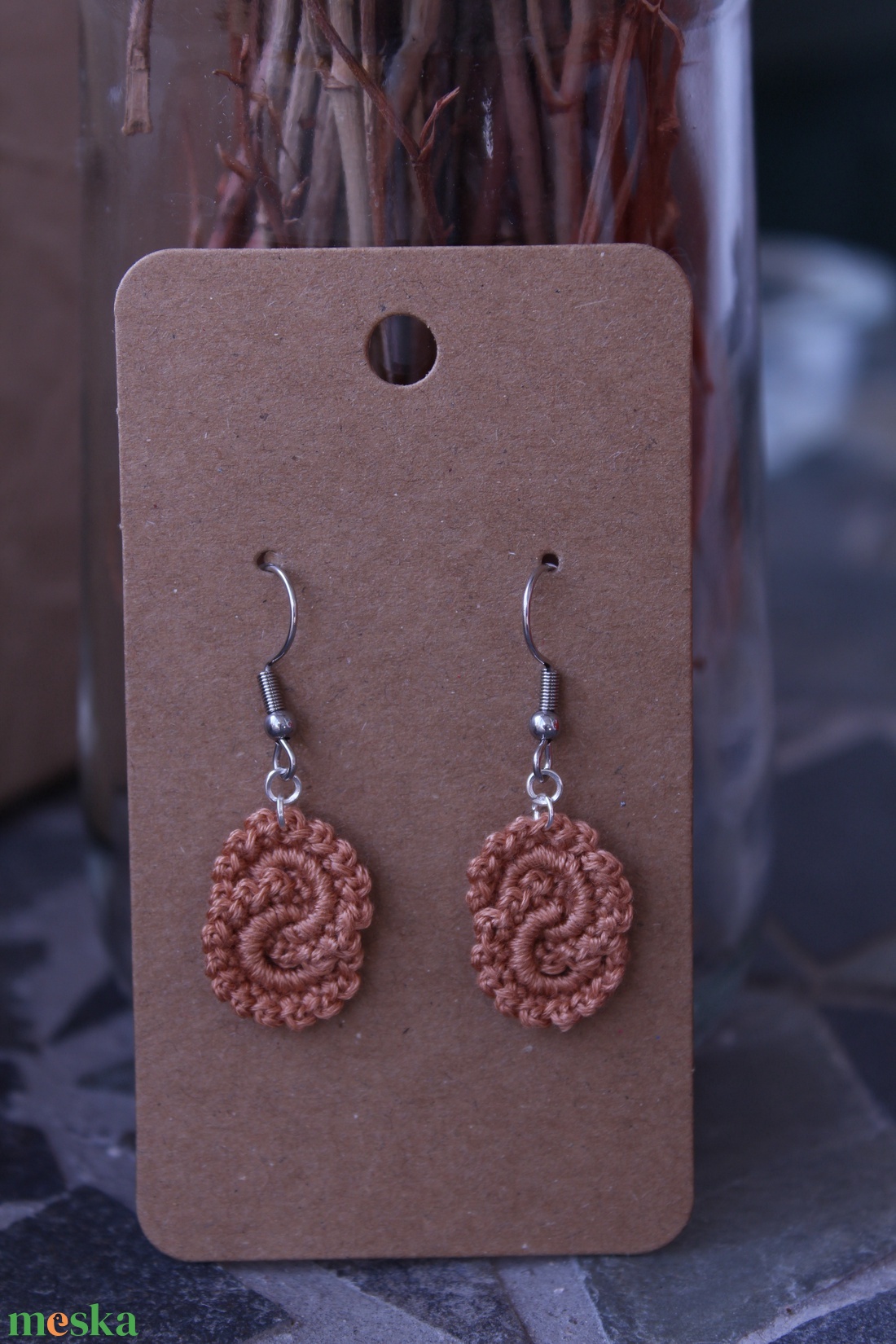 Áramló horgolt fülbevaló (sötét barack- ) - ékszer - fülbevaló - lógó fülbevaló - Meska.hu