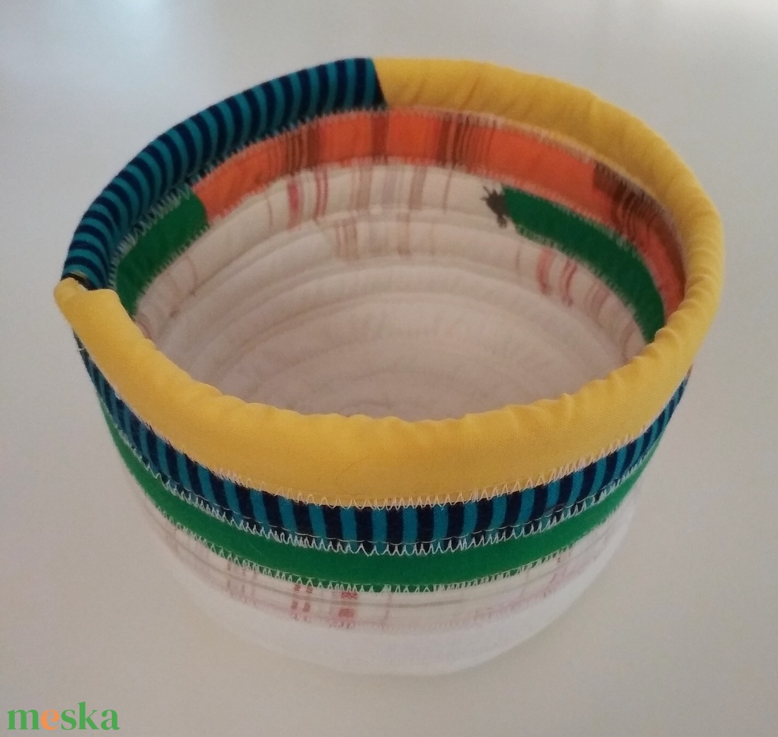 Textil tároló, zöld-kék-sárga - otthon & életmód - tárolás & rendszerezés - tárolókosár - Meska.hu Textil tároló, zöld-kék-sárga - otthon & életmód - tárolás & rendszerezés - tárolókosár - Meska.hu