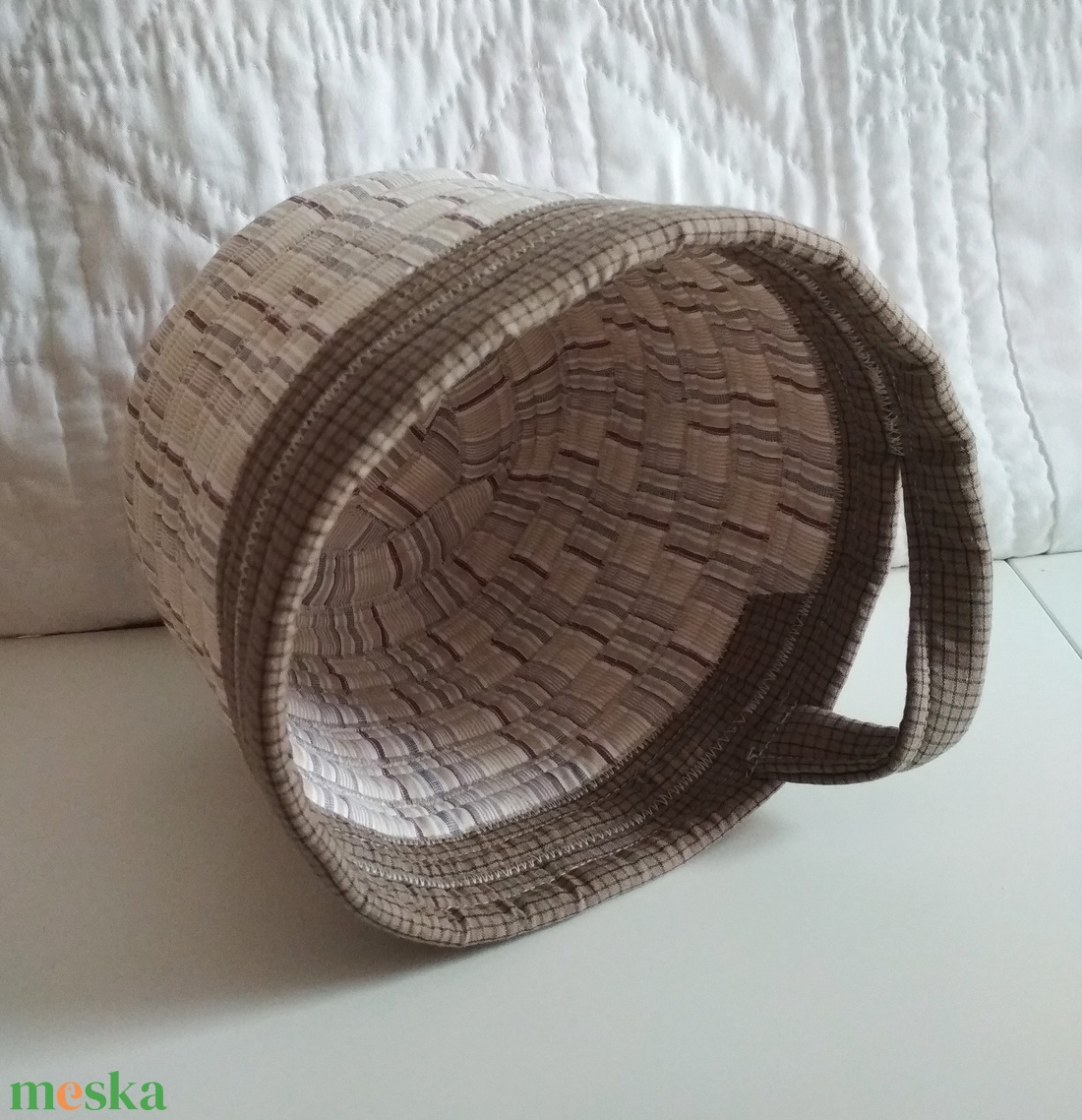 Textil tároló, kávébarna-bézs - otthon & életmód - tárolás & rendszerezés - tárolókosár - Meska.hu Textil tároló, kávébarna-bézs - otthon & életmód - tárolás & rendszerezés - tárolókosár - Meska.hu