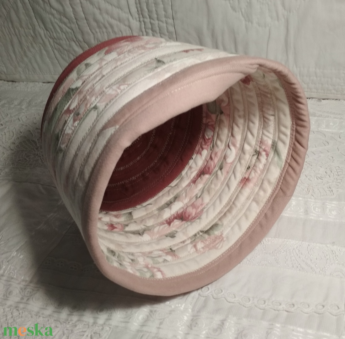 Textil tároló, rózsás - otthon & életmód - tárolás & rendszerezés - tárolókosár - Meska.hu