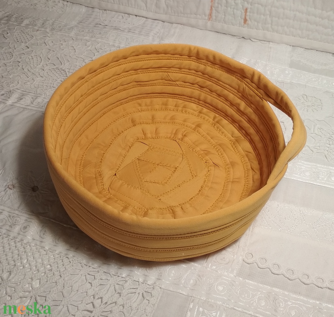 Textil tároló, okker  - otthon & életmód - tárolás & rendszerezés - tárolókosár - Meska.hu