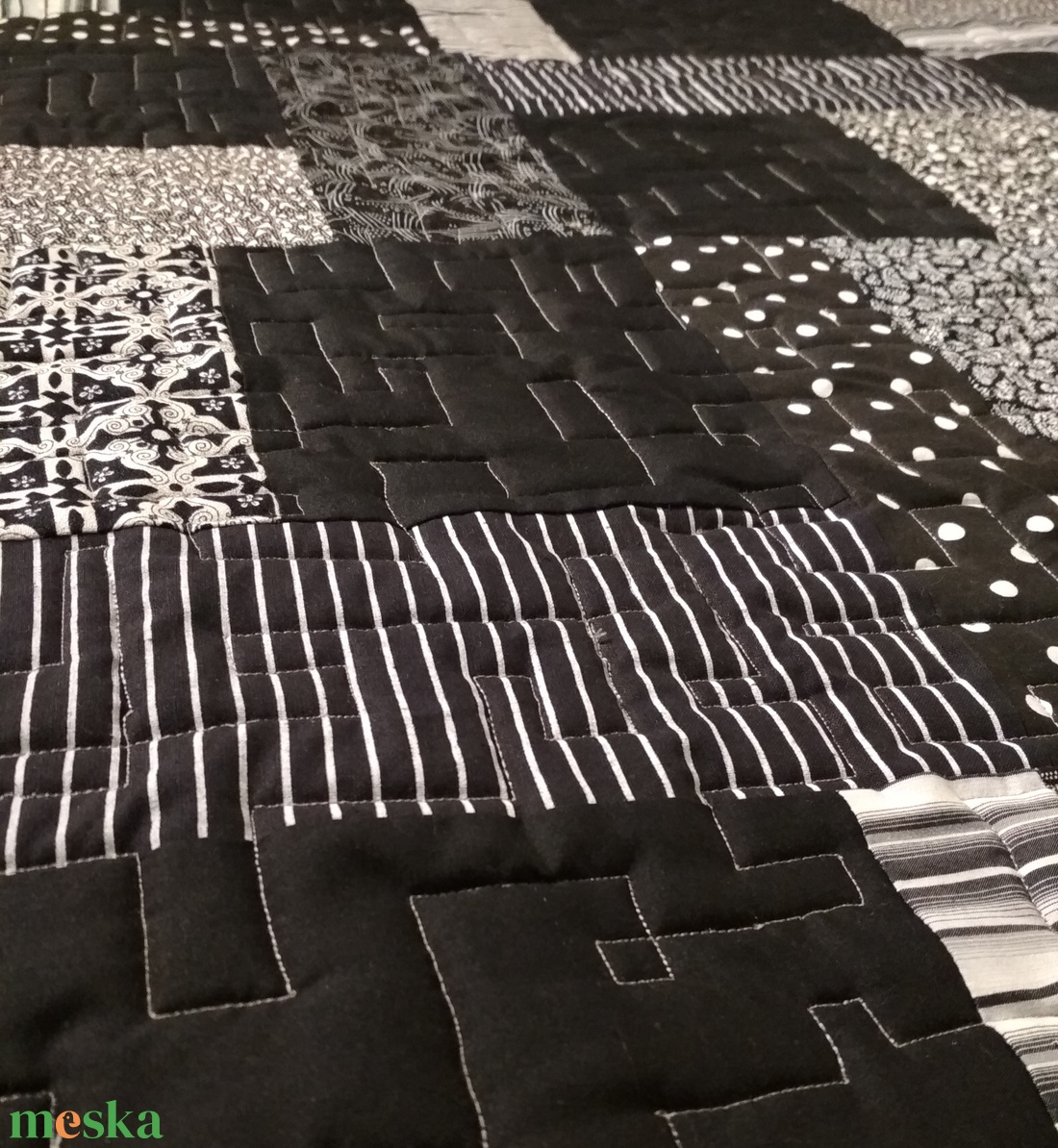 'Fekete-fehér' kistakaró  - otthon & életmód - lakástextil - felnőtt takaró, pléd - Meska.hu