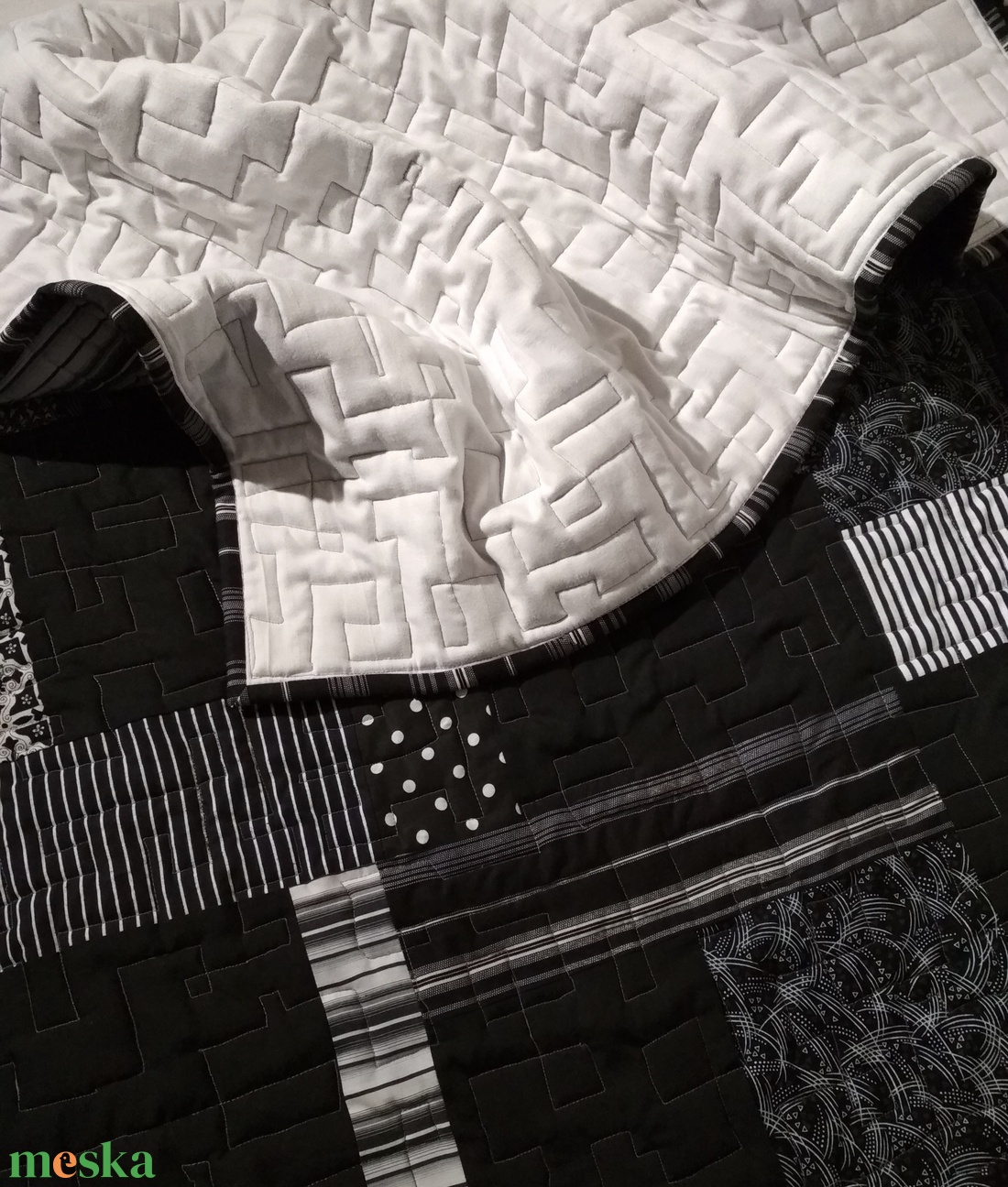 'Fekete-fehér' kistakaró  - otthon & életmód - lakástextil - felnőtt takaró, pléd - Meska.hu