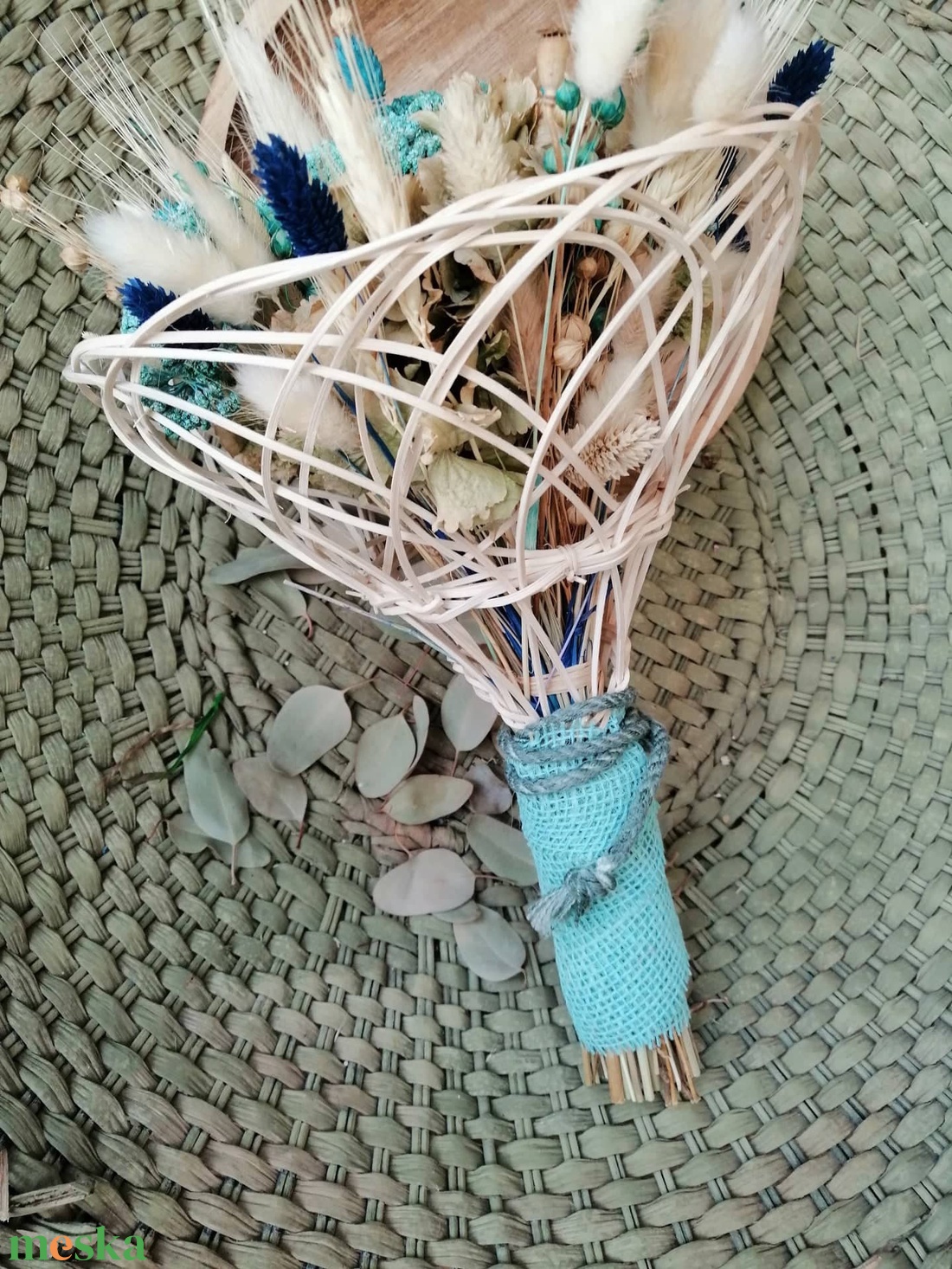 Fehér és türkiz szárazvirág csokor  - otthon & életmód - dekoráció - virágdísz és tartó - csokor & virágdísz - Meska.hu