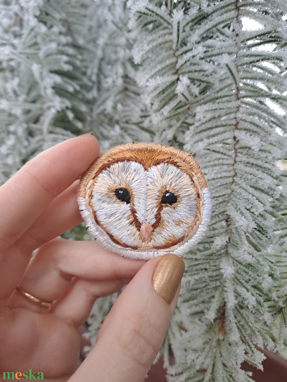 Kézzel hímzett gyöngybagoly bross  - ékszer - kitűző és bross - kitűző - Meska.hu