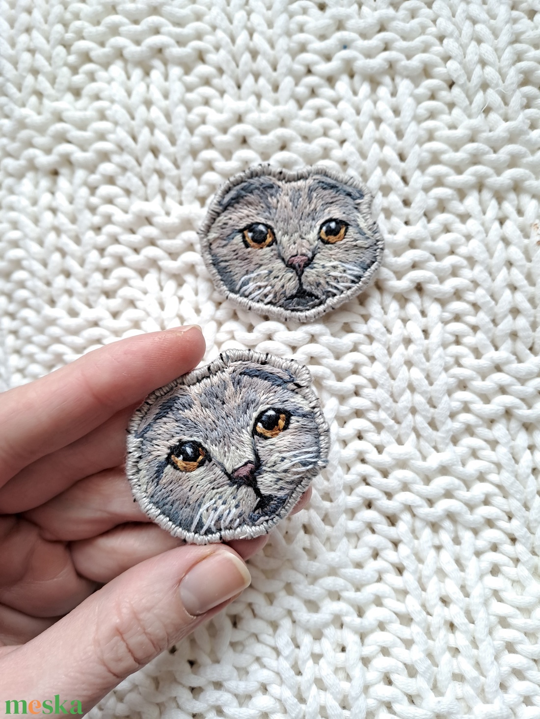 Egyedi bross pár - ékszer - kitűző és bross - kitűző - Meska.hu