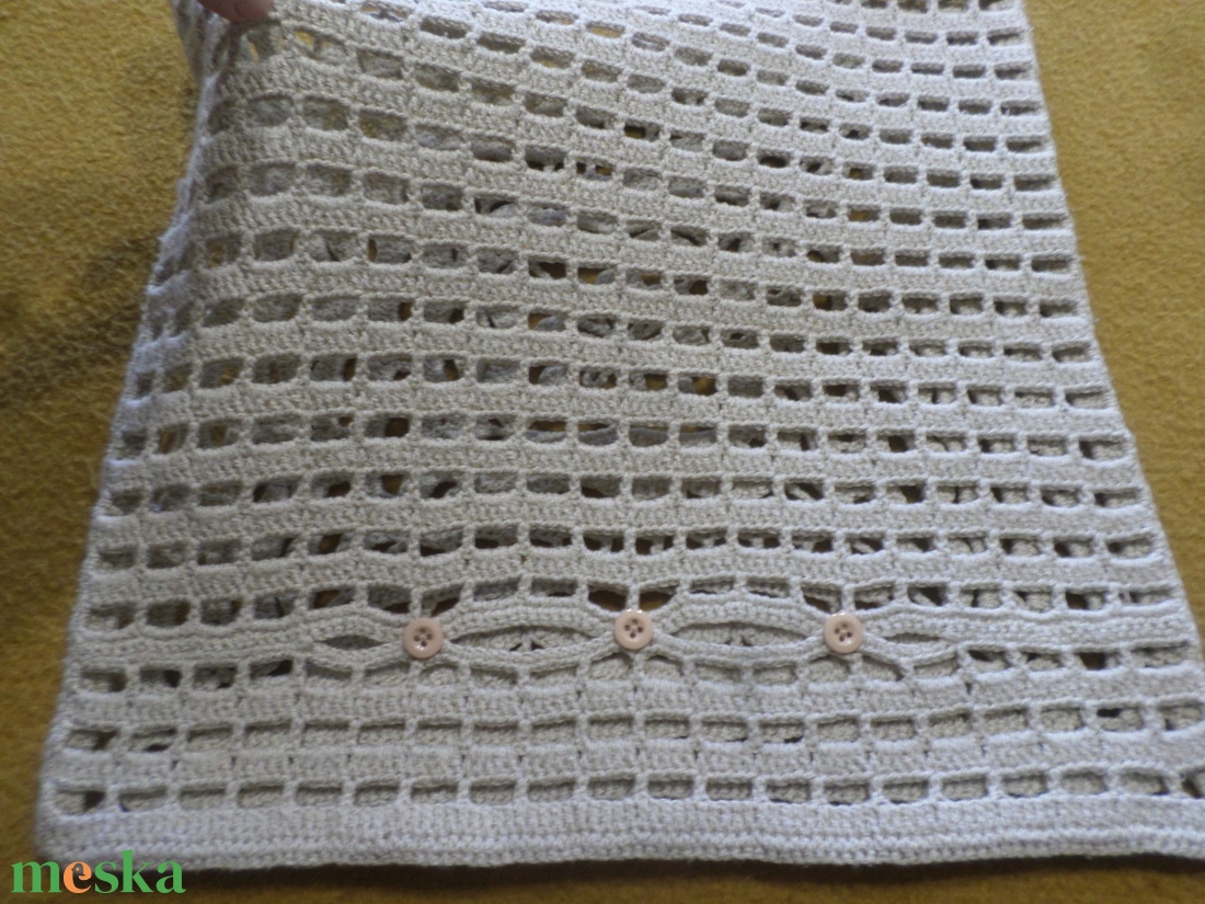 Vastagabb bézs horgolt díszpárna huzat. - otthon & életmód - lakástextil - párna & párnahuzat - díszpárnahuzat - Meska.hu