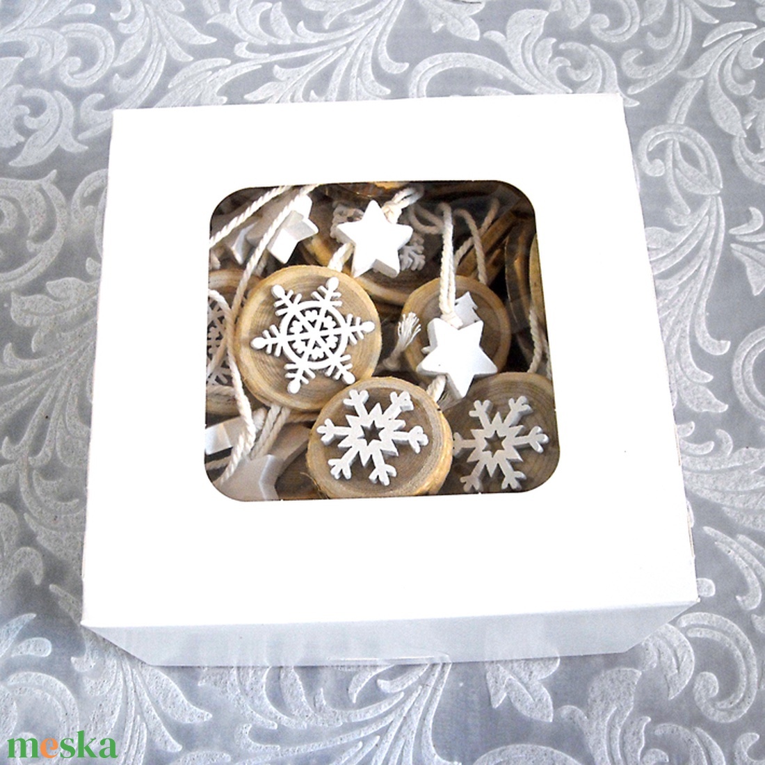 9db karácsonyfadísz dobozzal 104 - karácsony - karácsonyi lakásdekoráció - karácsonyfadíszek - Meska.hu