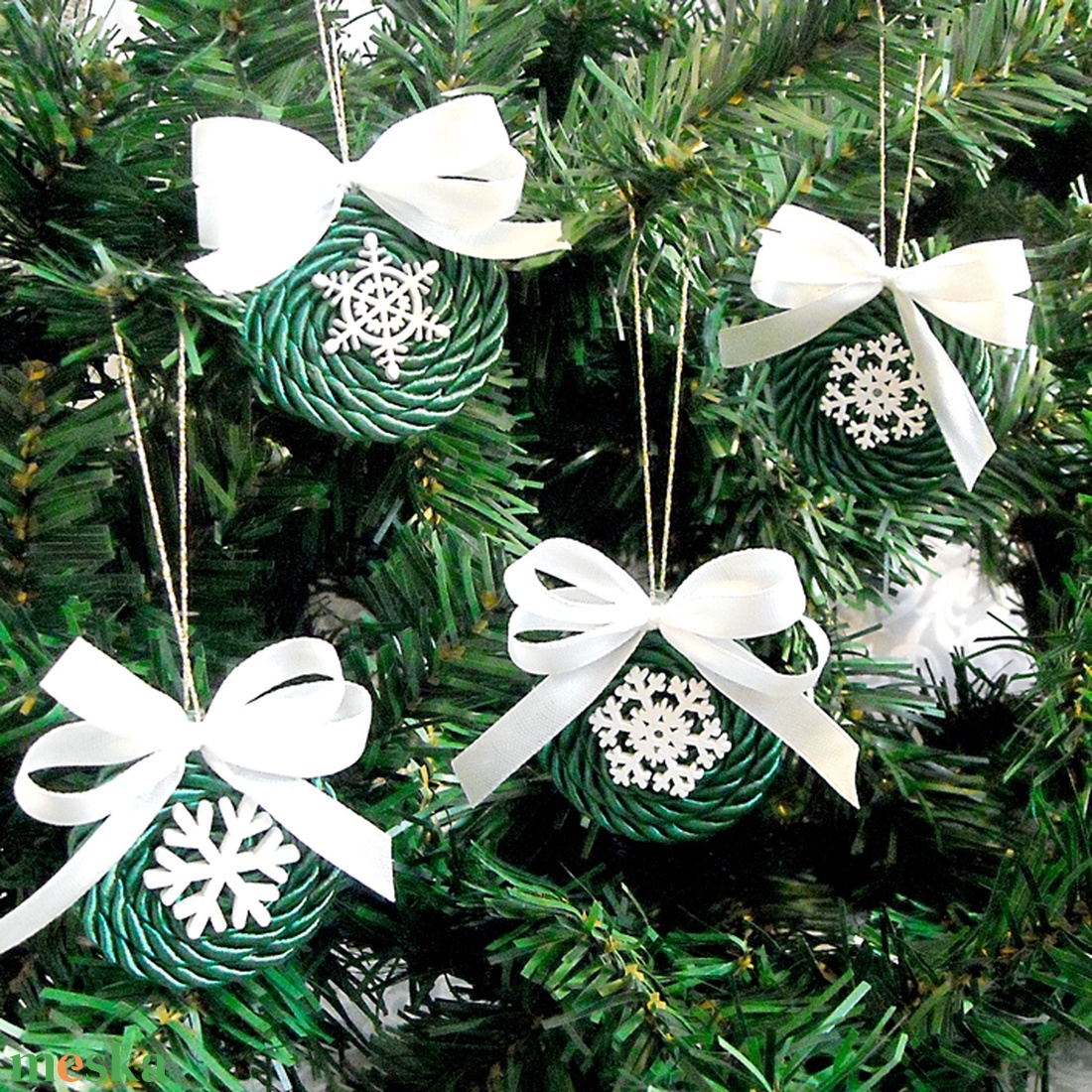 10db karácsonyfadísz dobozzal 109 - karácsony - karácsonyi lakásdekoráció - karácsonyfadíszek - Meska.hu