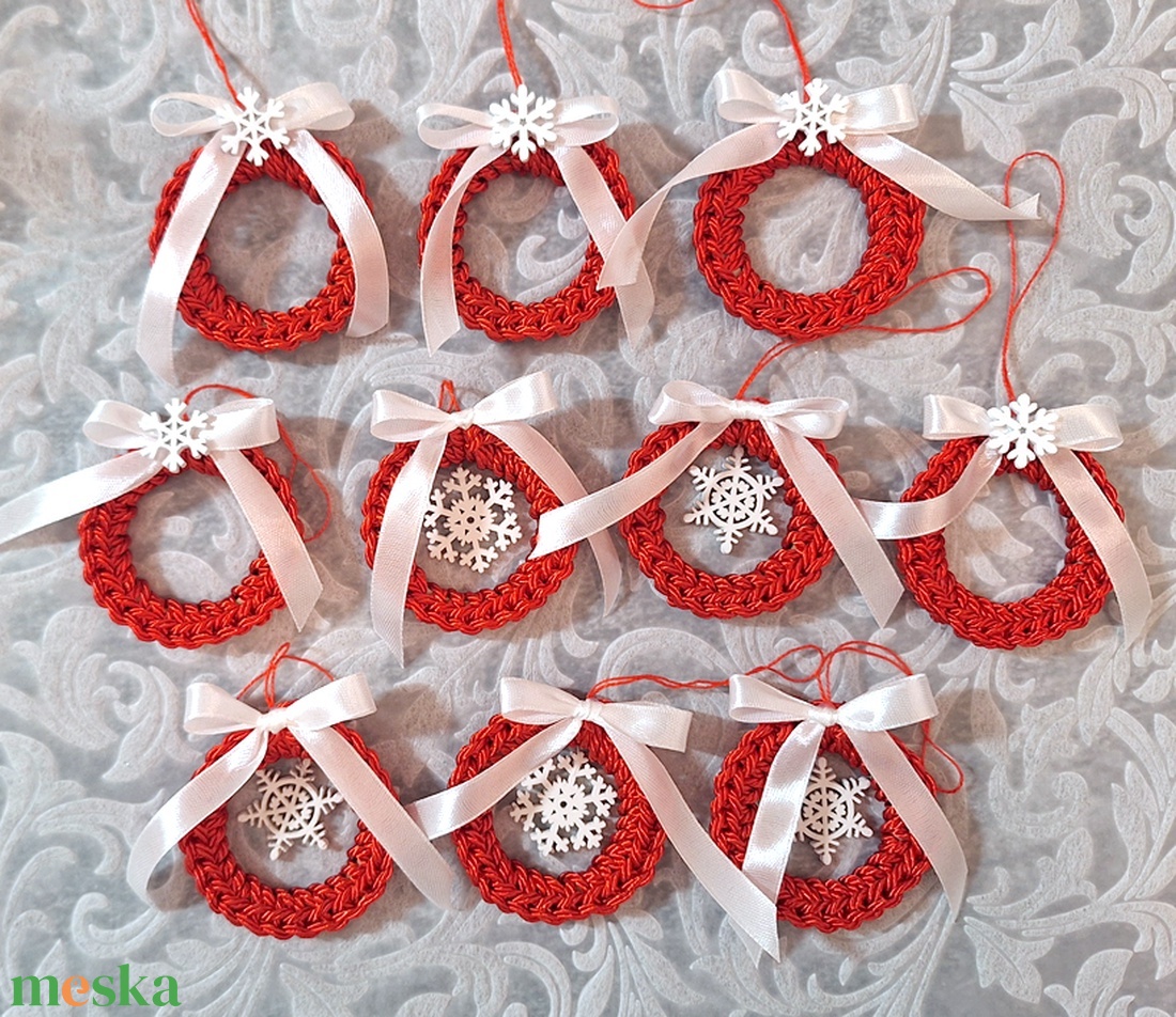 10db horgolt karácsonyfadísz 185 - karácsony - karácsonyi lakásdekoráció - karácsonyfadíszek - Meska.hu