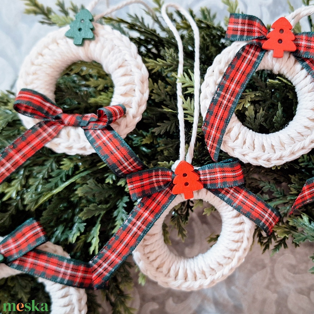 10db horgolt karácsonyfadísz 190 - karácsony - karácsonyi lakásdekoráció - karácsonyfadíszek - Meska.hu