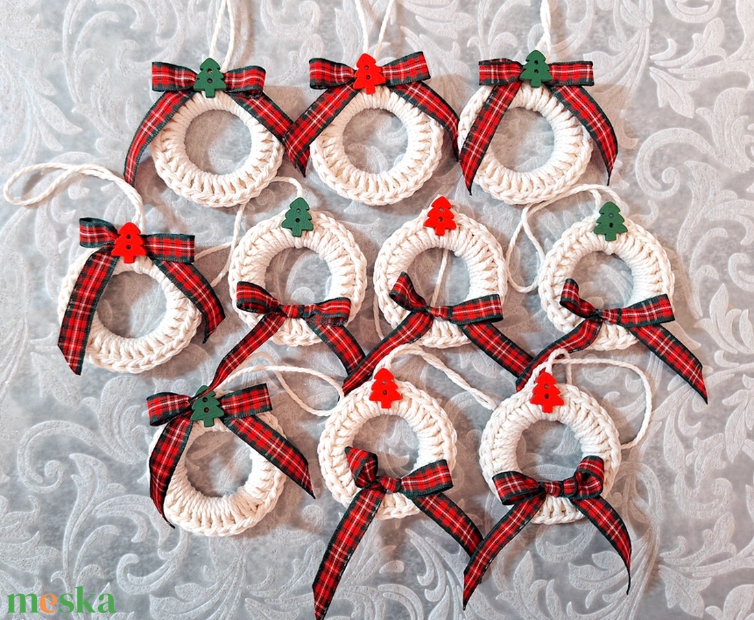 10db horgolt karácsonyfadísz 190 - karácsony - karácsonyi lakásdekoráció - karácsonyfadíszek - Meska.hu