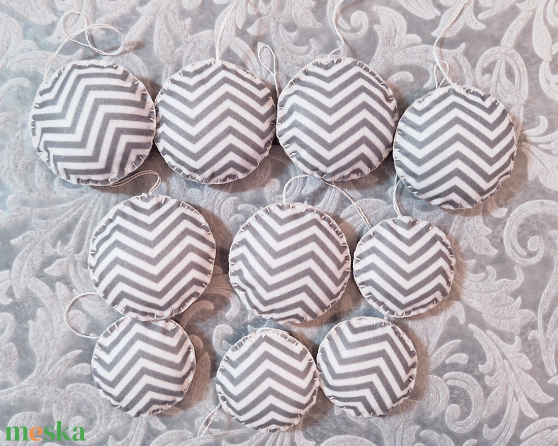 10db filc karácsonyfadísz 199 - karácsony - karácsonyi lakásdekoráció - karácsonyfadíszek - Meska.hu