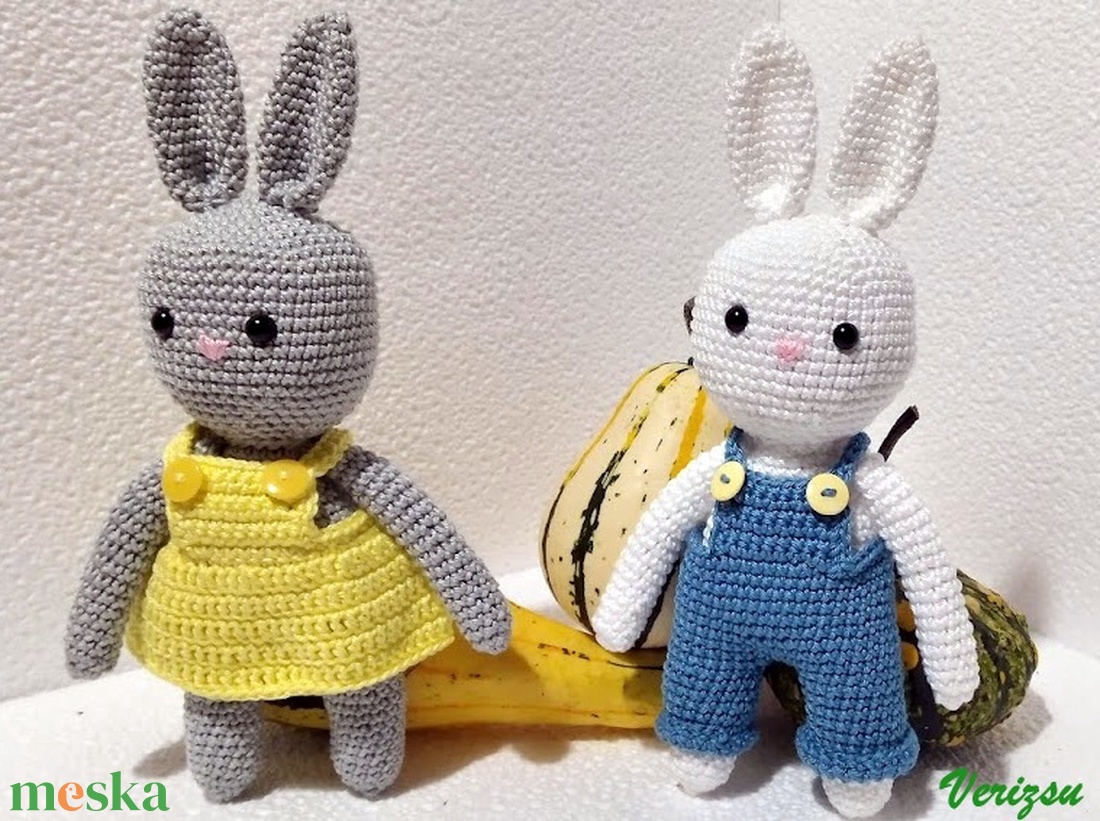 Fehér nyuszi kék nadrágban - játék & sport - baba & babaház - öltöztethető baba - Meska.hu Fehér nyuszi kék nadrágban - játék & sport - baba & babaház - öltöztethető baba - Meska.hu