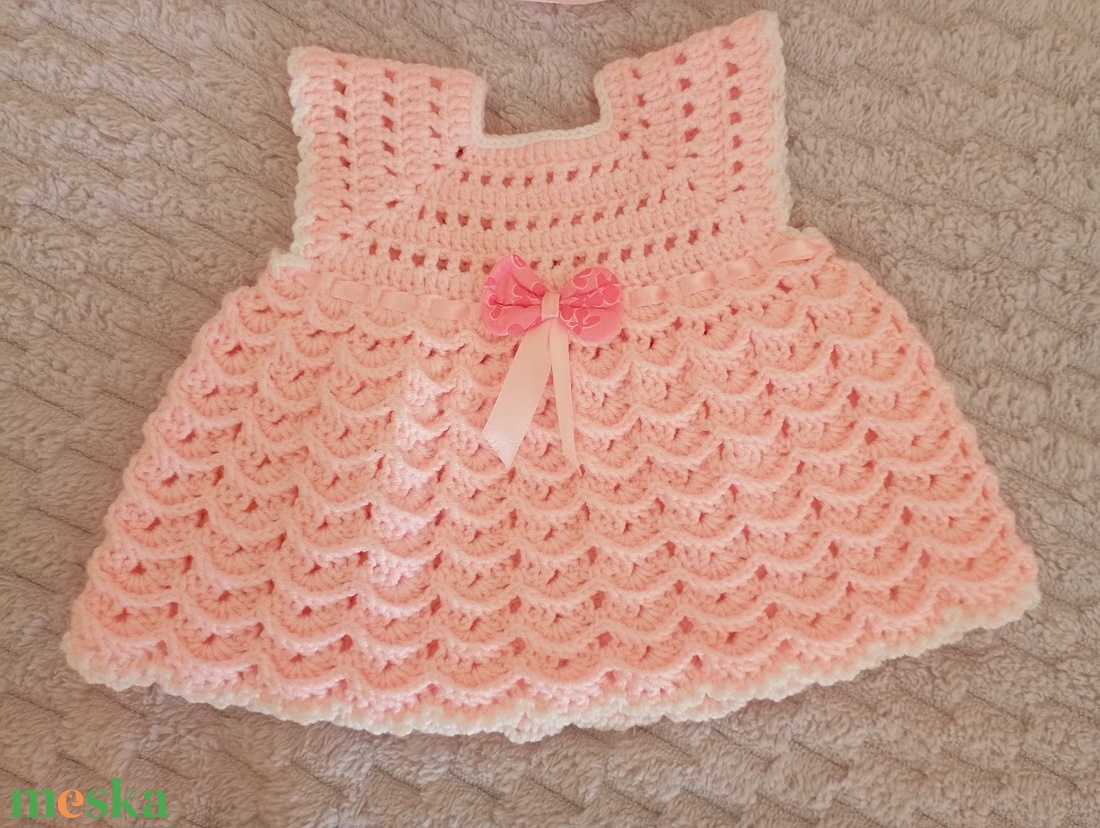 Halvány rózsaszín baba ruhácska hozzá illő fejdísszel - 62-68-as méret - ruha & divat - babaruha & gyerekruha - babafotózási ruha és kellék - Meska.hu