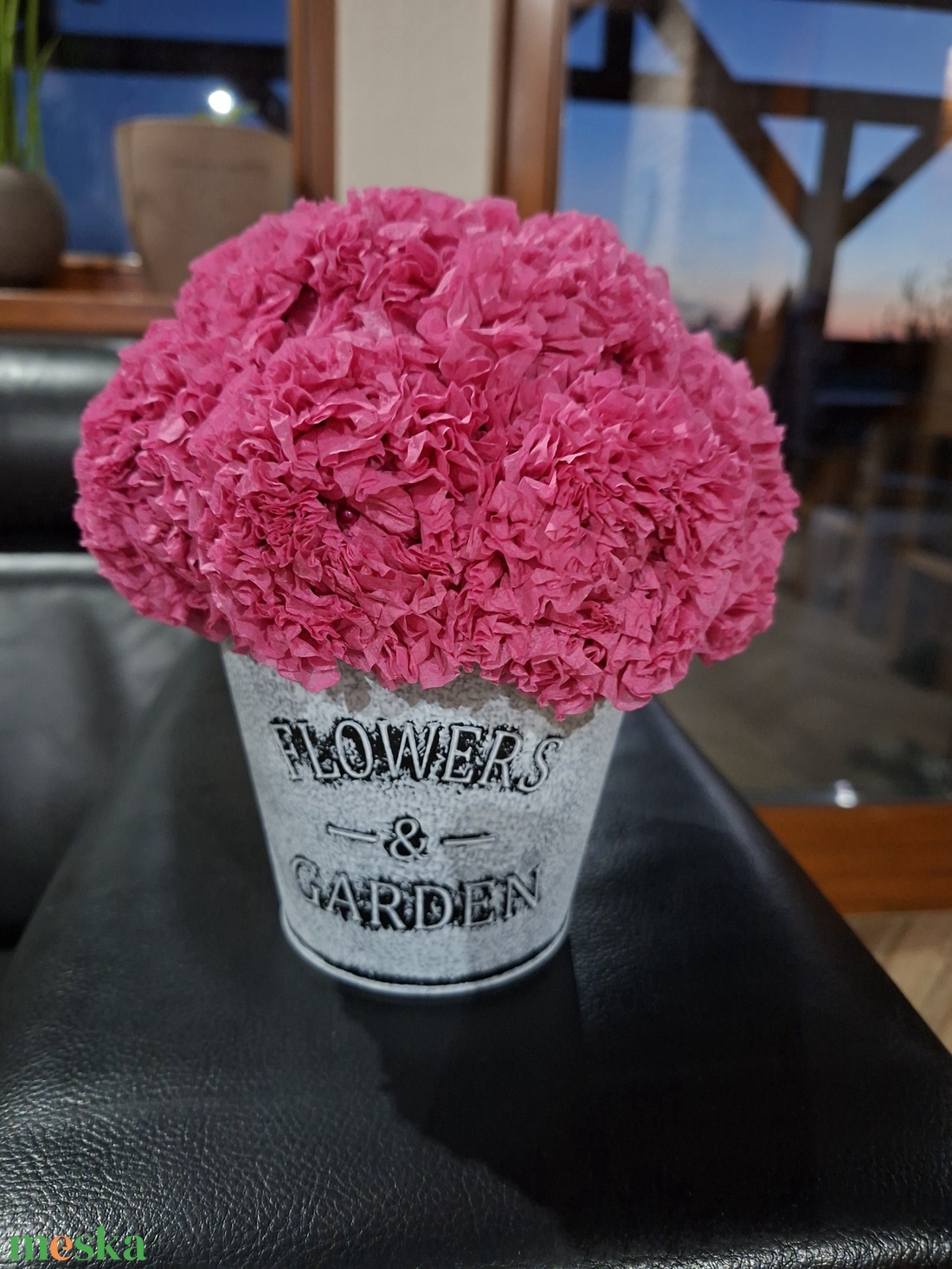 Szalvéta virág, szülinapra, névnapra, anyák napjára, ballagásra. Örökvirág. Ajándék. - otthon & életmód - virágdekoráció - virágdíszek - virágdísz kaspóban - Meska.hu