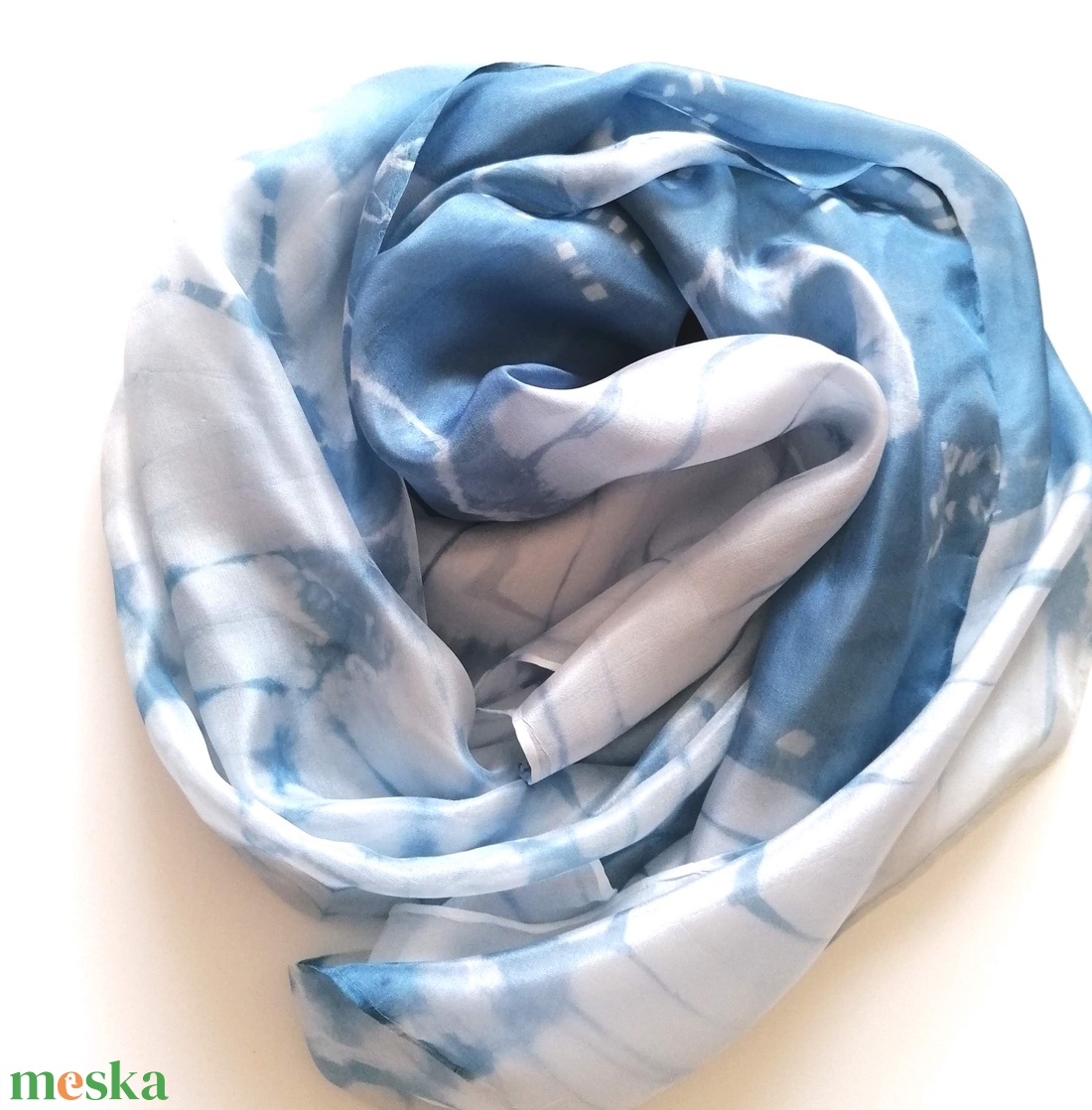 Kék batik selyemsál  - ruha & divat - sál, sapka, kendő - kendő - Meska.hu Kék batik selyemsál  - ruha & divat - sál, sapka, kendő - kendő - Meska.hu