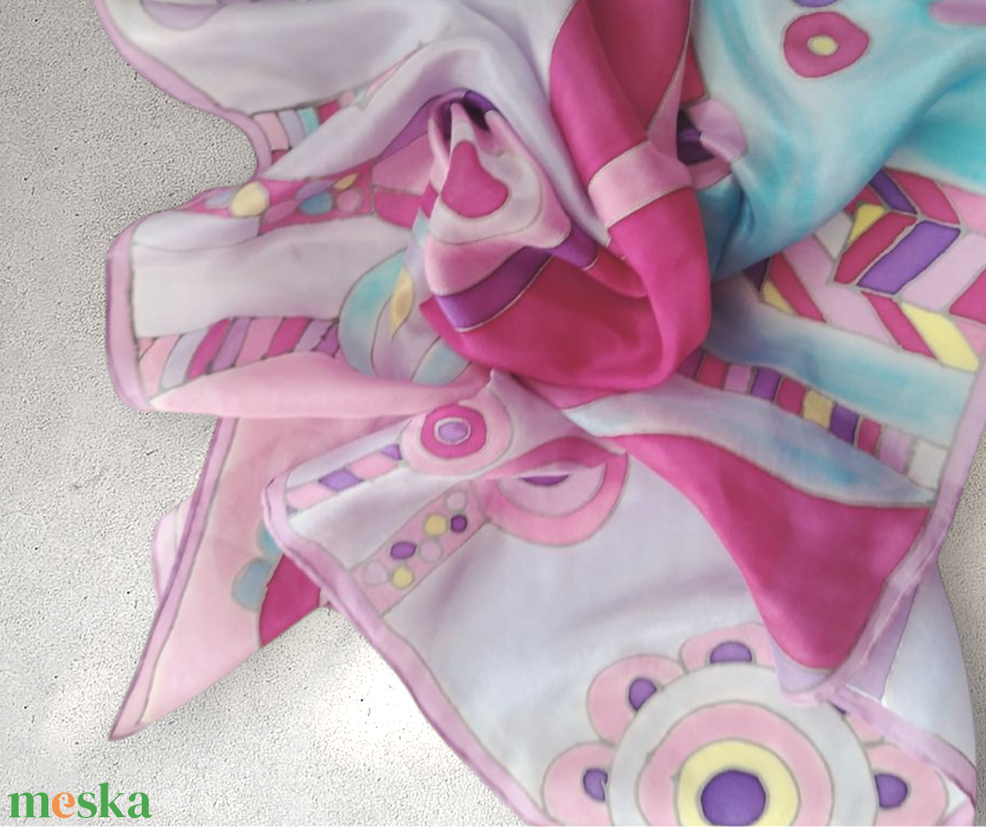 Happy city nyár selyemkendő  - ruha & divat - sál, sapka, kendő - kendő - Meska.hu Happy city nyár selyemkendő  - ruha & divat - sál, sapka, kendő - kendő - Meska.hu