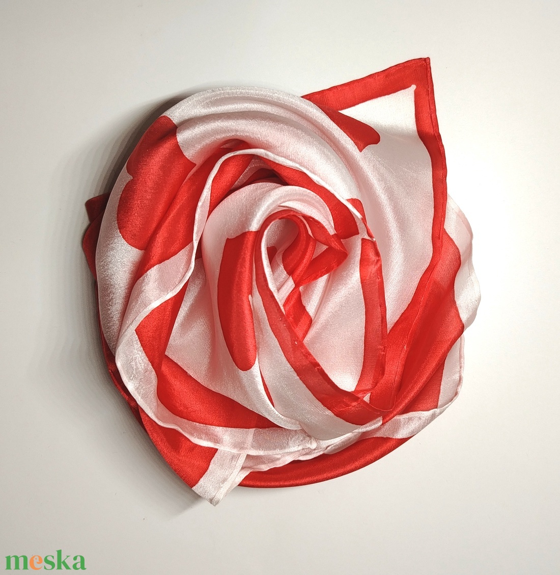 Love selyemkendő  - ruha & divat - sál, sapka, kendő - kendő - Meska.hu