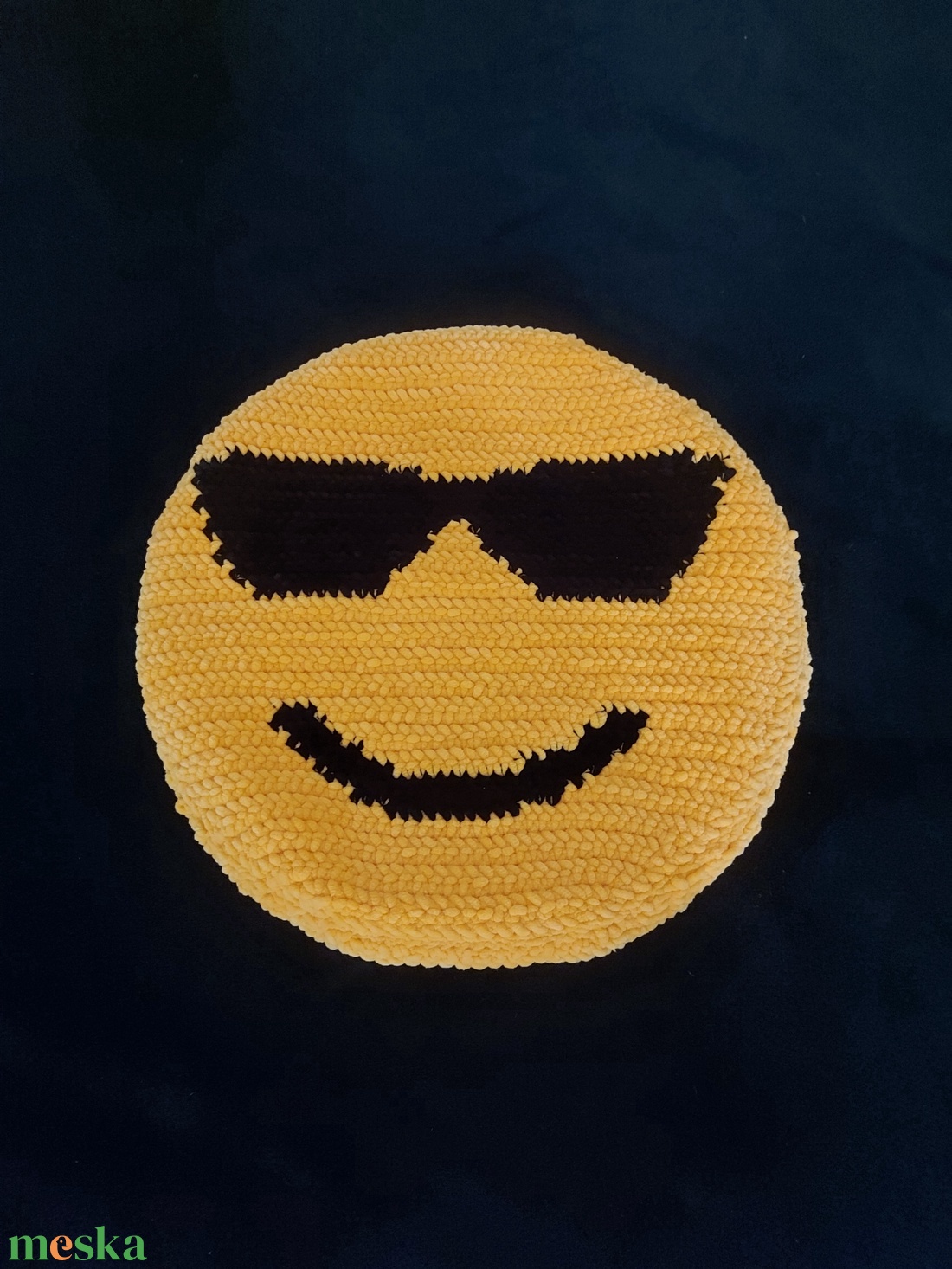 Emoji kerek párna névvel, puha plüss fonalból - otthon & életmód - lakástextil - párna & párnahuzat - Meska.hu Emoji kerek párna névvel, puha plüss fonalból - otthon & életmód - lakástextil - párna & párnahuzat - Meska.hu