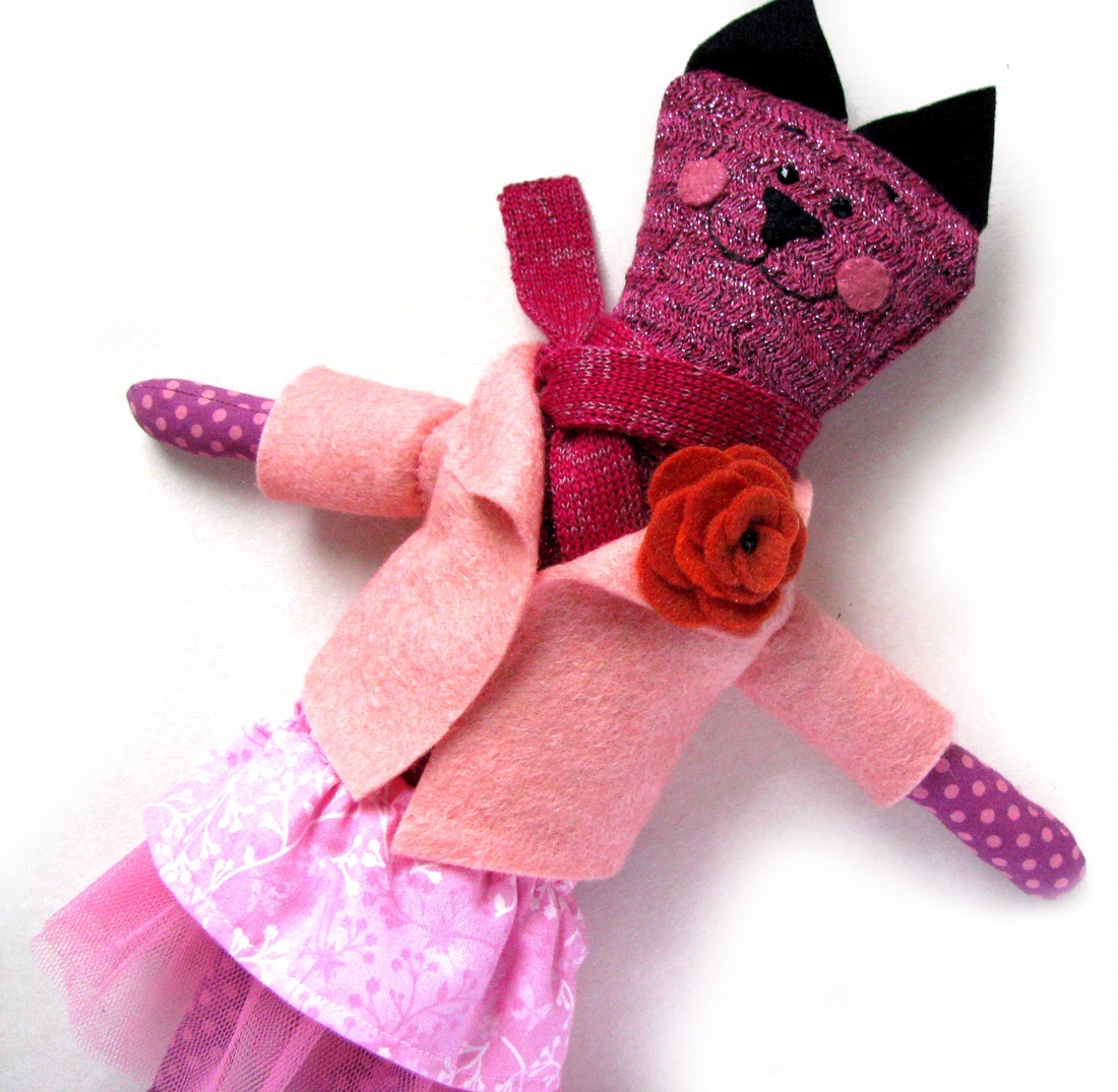 Öltöztetős cica játék -  - Meska.hu